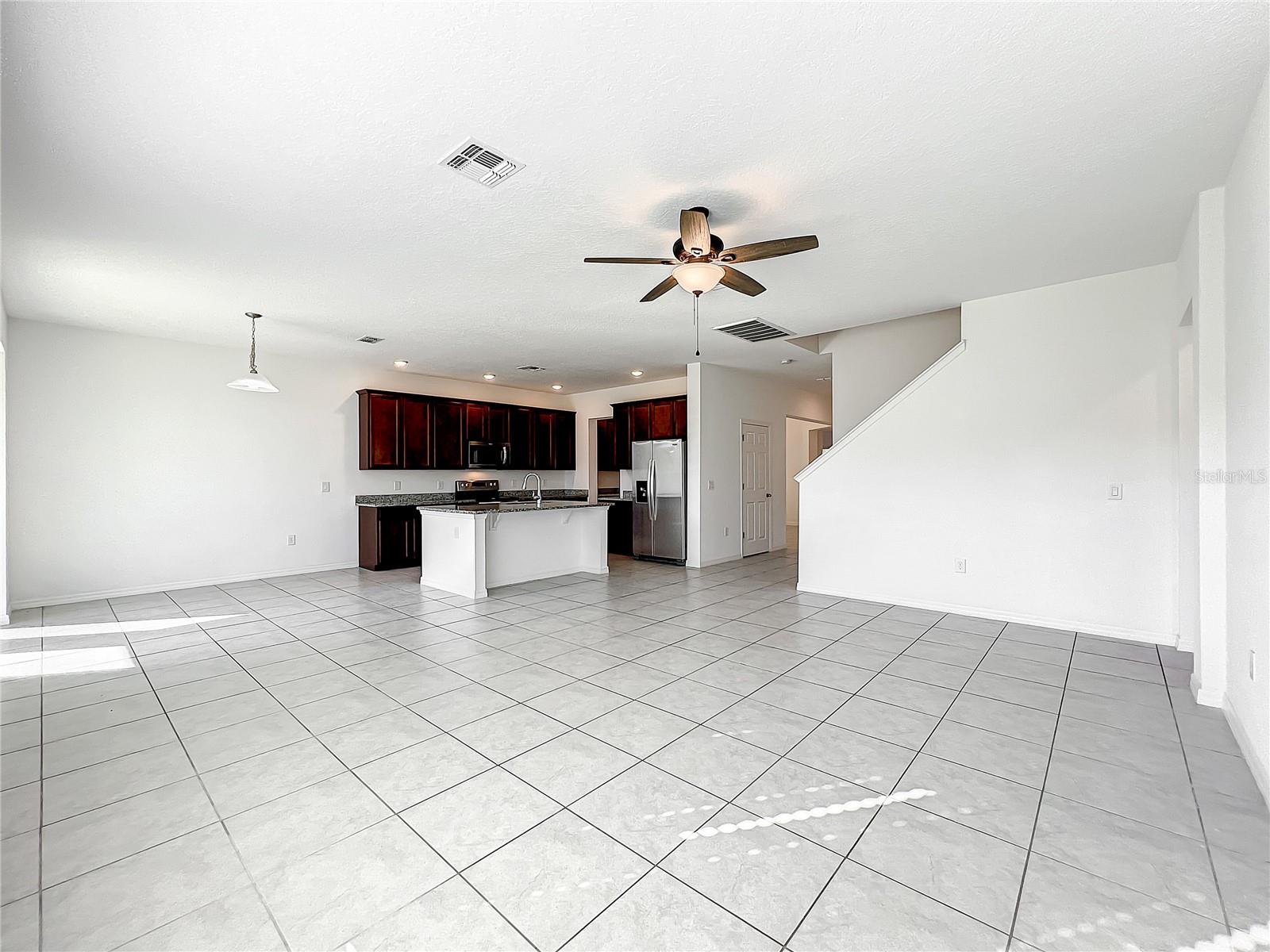 OAKLAND TRLS PH 1 - Residential