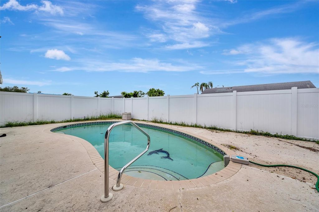 Photo of 3103 6th Avenue W, Palmetto, FL 34221 (MLS # A4658966)