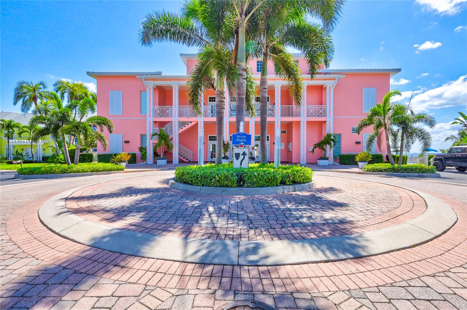WATERSIDE AT COQUINA KEY SOUTH - Residential
