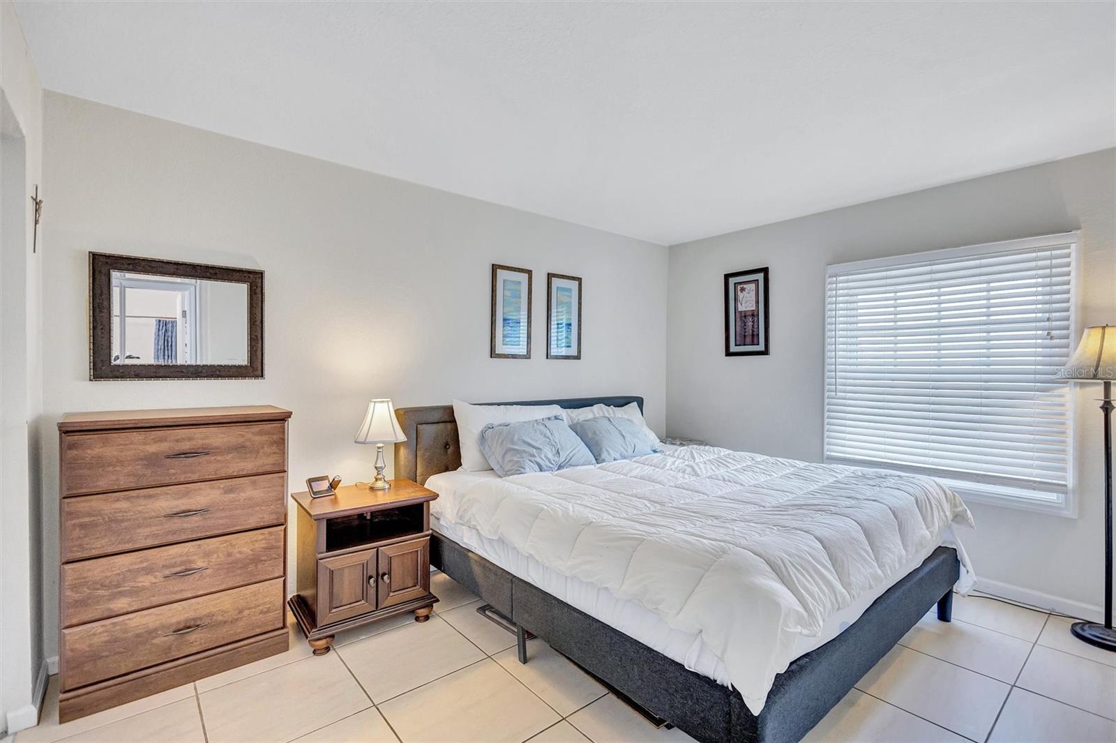 WATERSIDE AT COQUINA KEY SOUTH - Residential