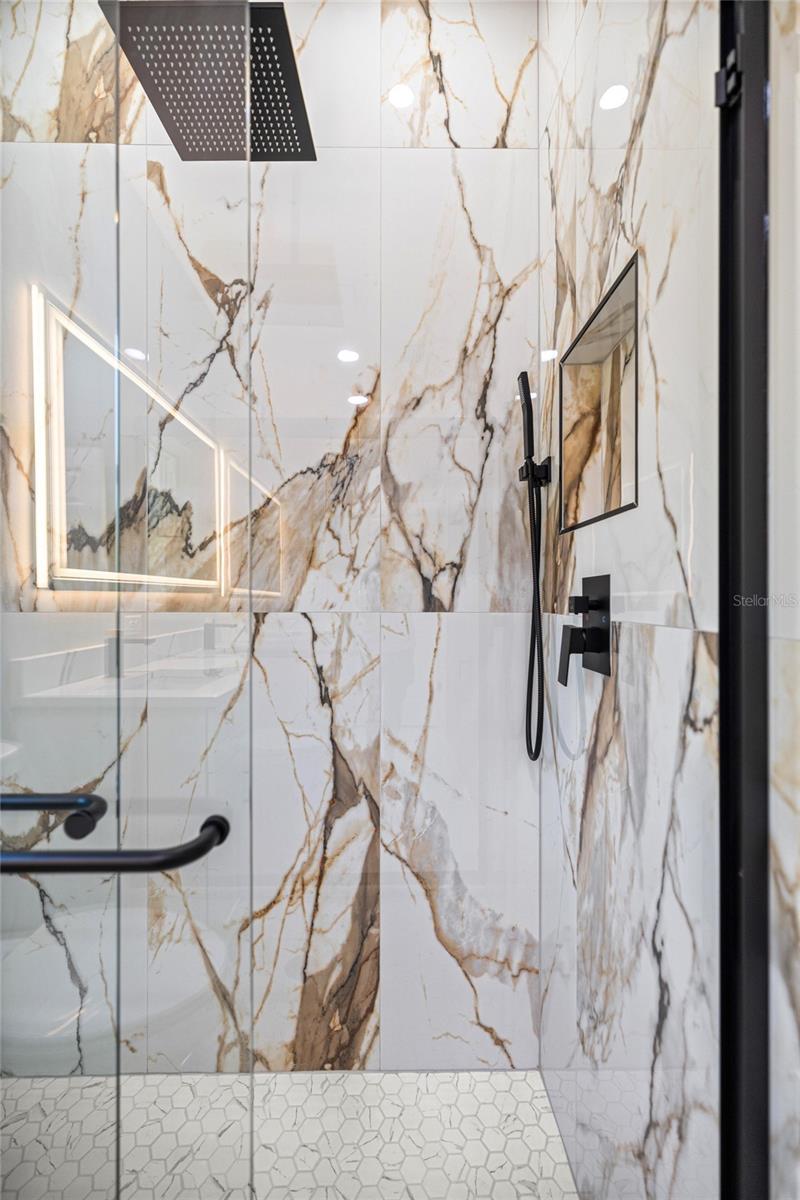 BELLEVIEW HEIGHTS ESTATE - Residential