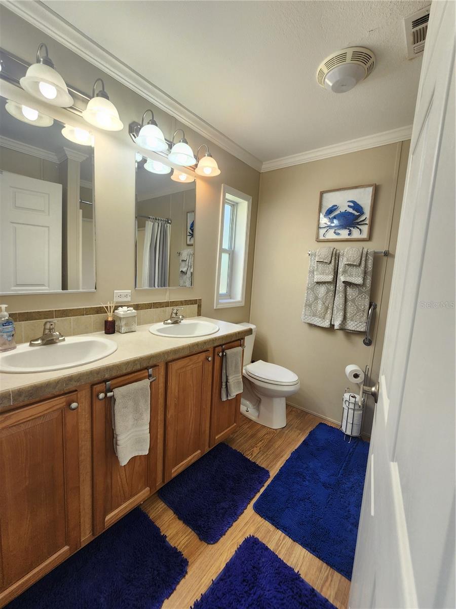 OAKS MEADOWS PHASE II - Residential