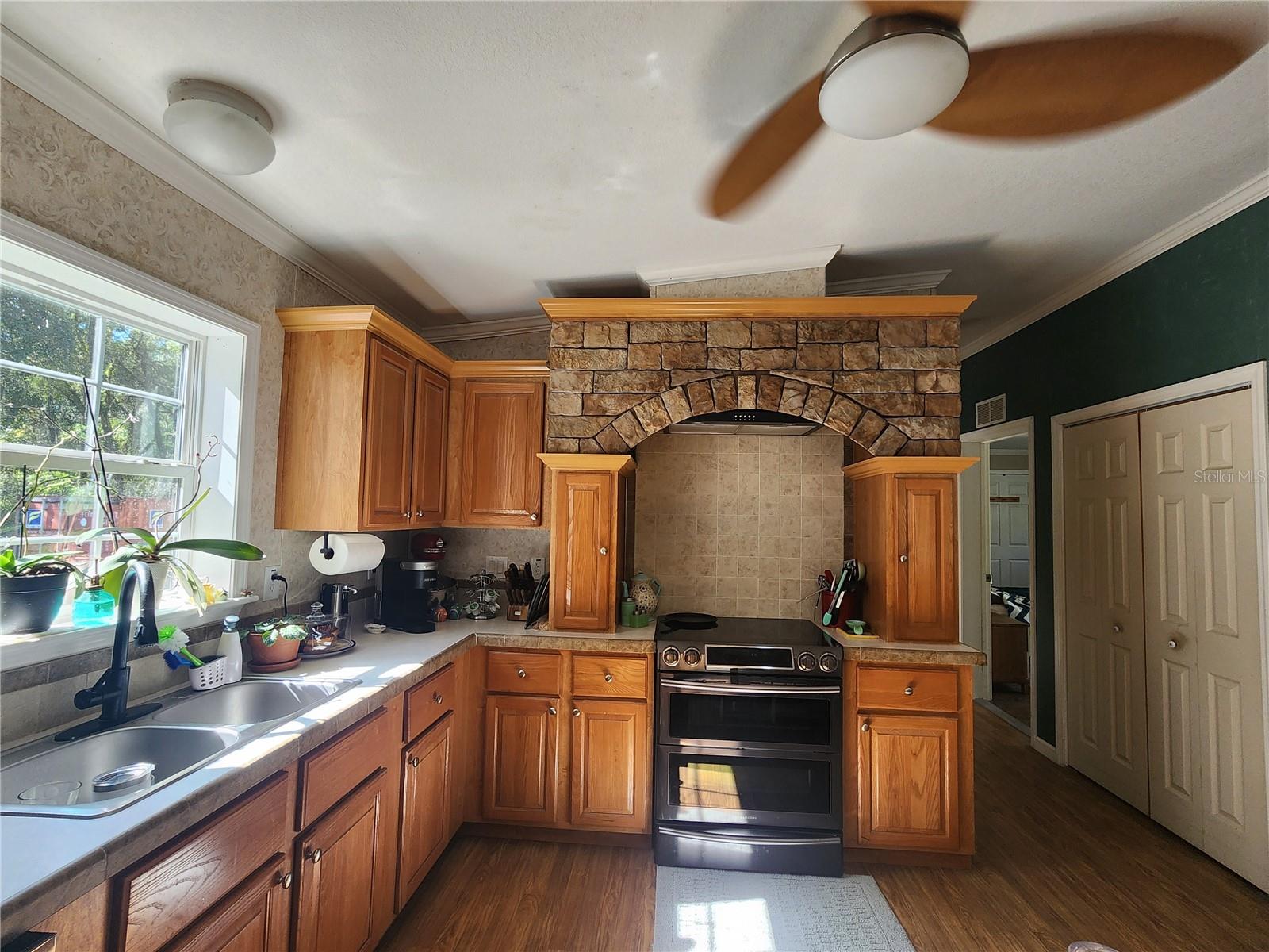 OAKS MEADOWS PHASE II - Residential