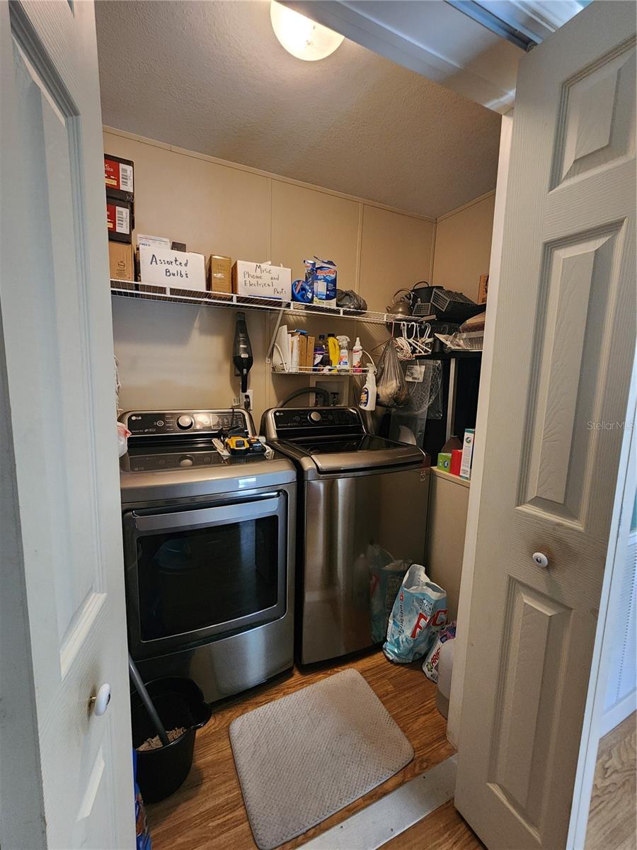 OAKS MEADOWS PHASE II - Residential