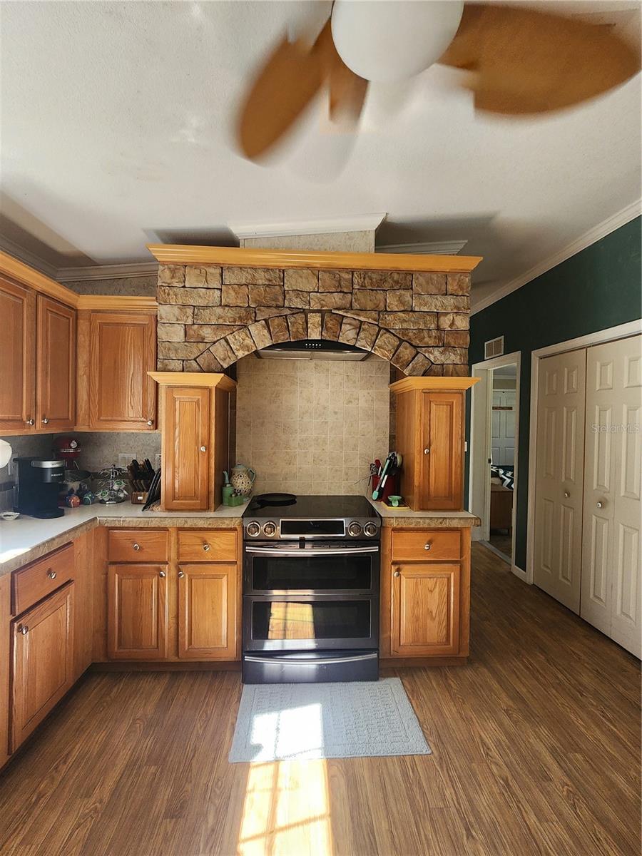 OAKS MEADOWS PHASE II - Residential