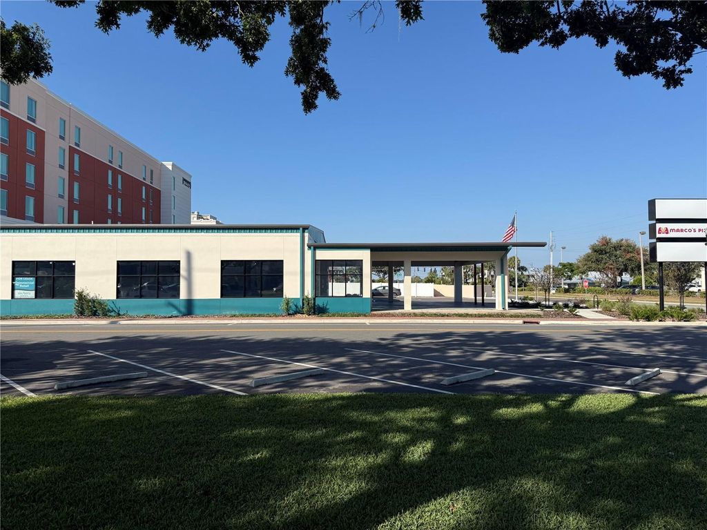 Photo of 504 Avenue D NW, Winter Haven, FL 33881 (MLS # O6363980)