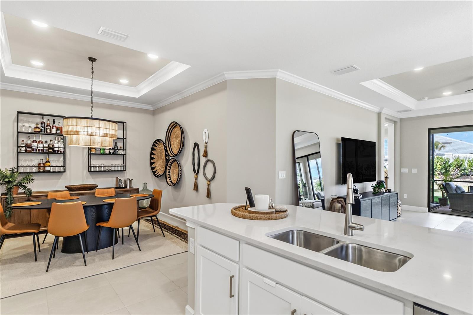 AZARIO ESPLANADE PH VII - Residential