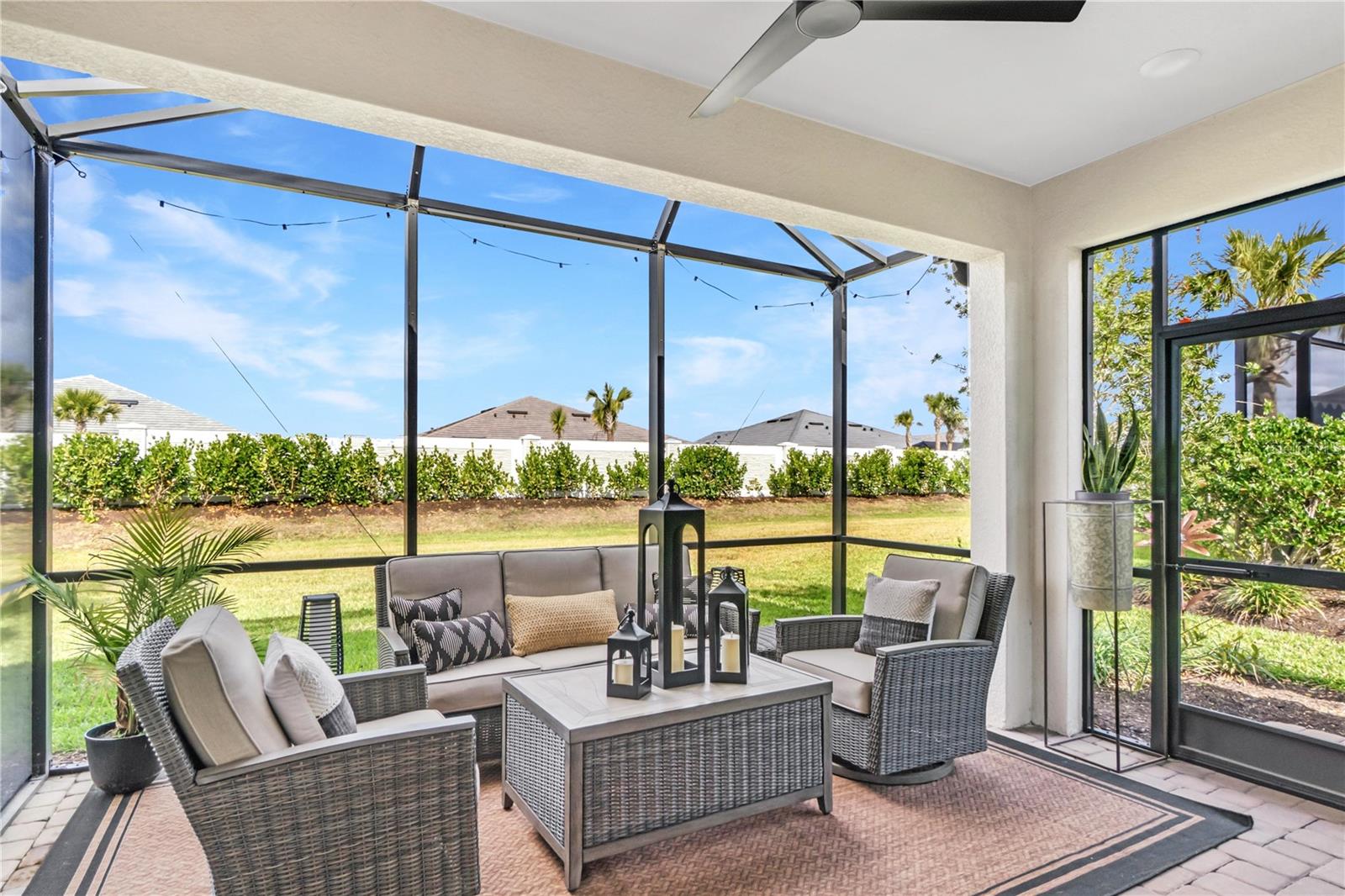 AZARIO ESPLANADE PH VII - Residential