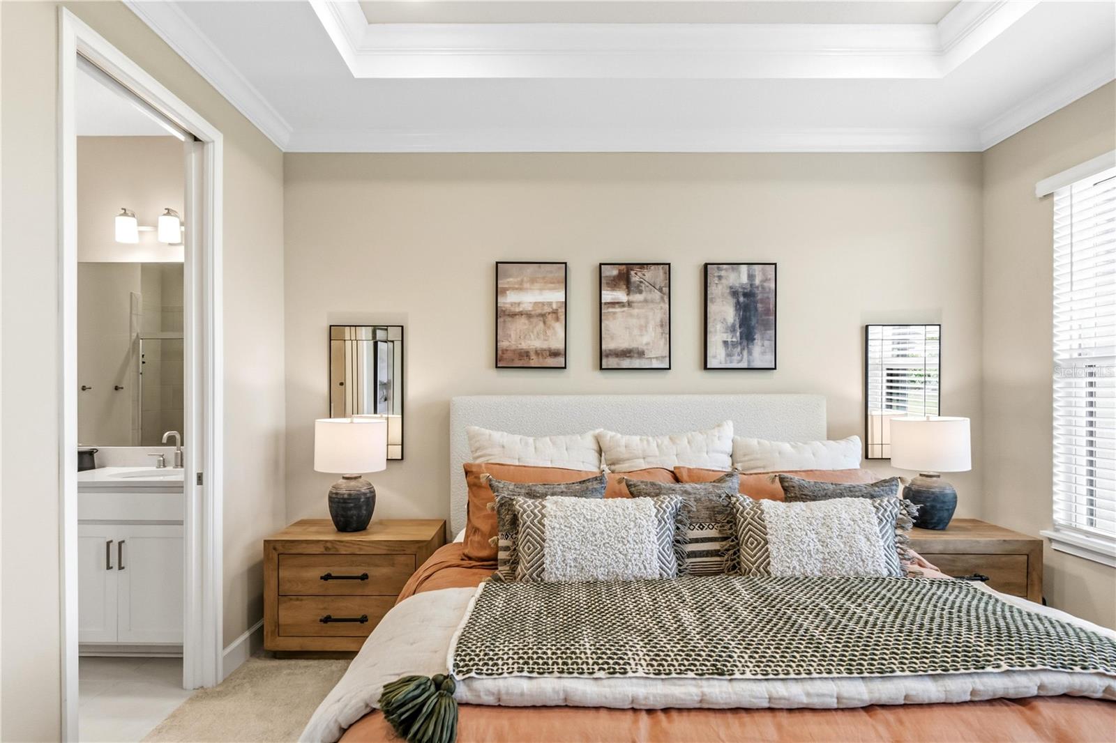 AZARIO ESPLANADE PH VII - Residential