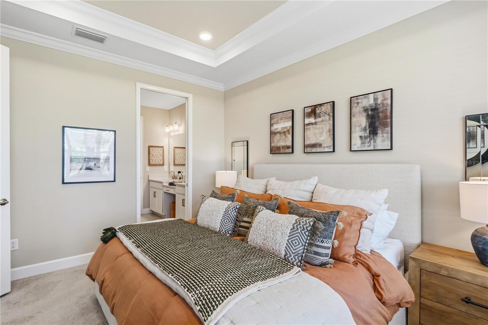 AZARIO ESPLANADE PH VII - Residential