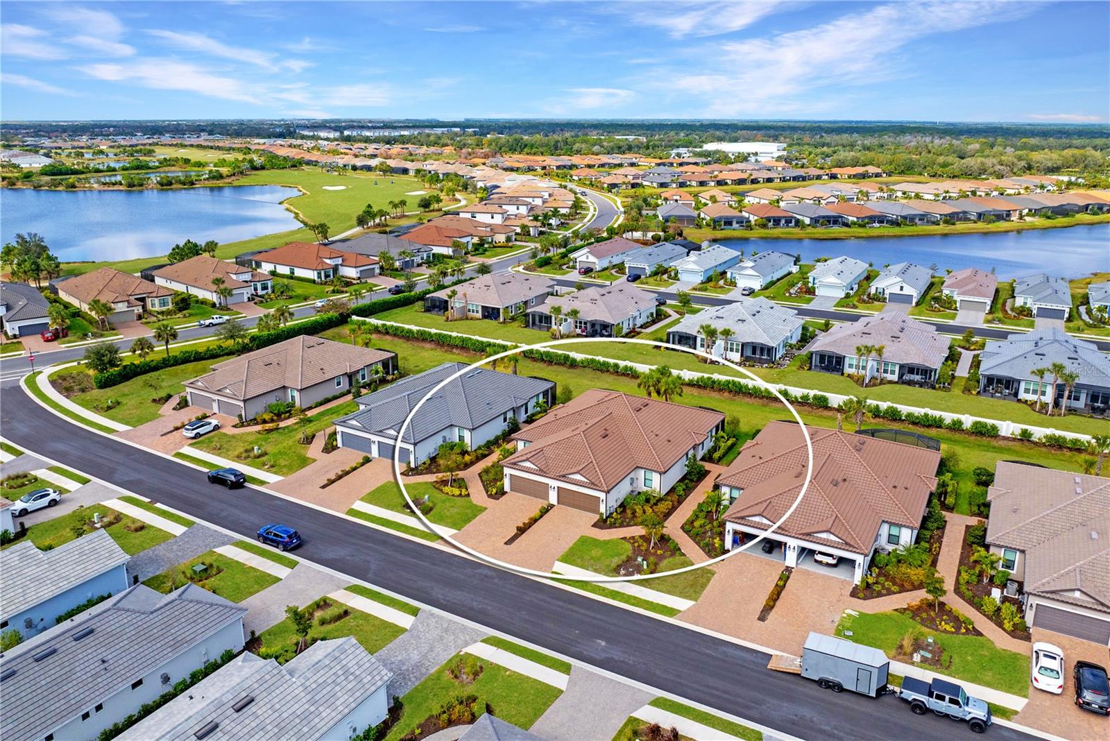 AZARIO ESPLANADE PH VII - Residential