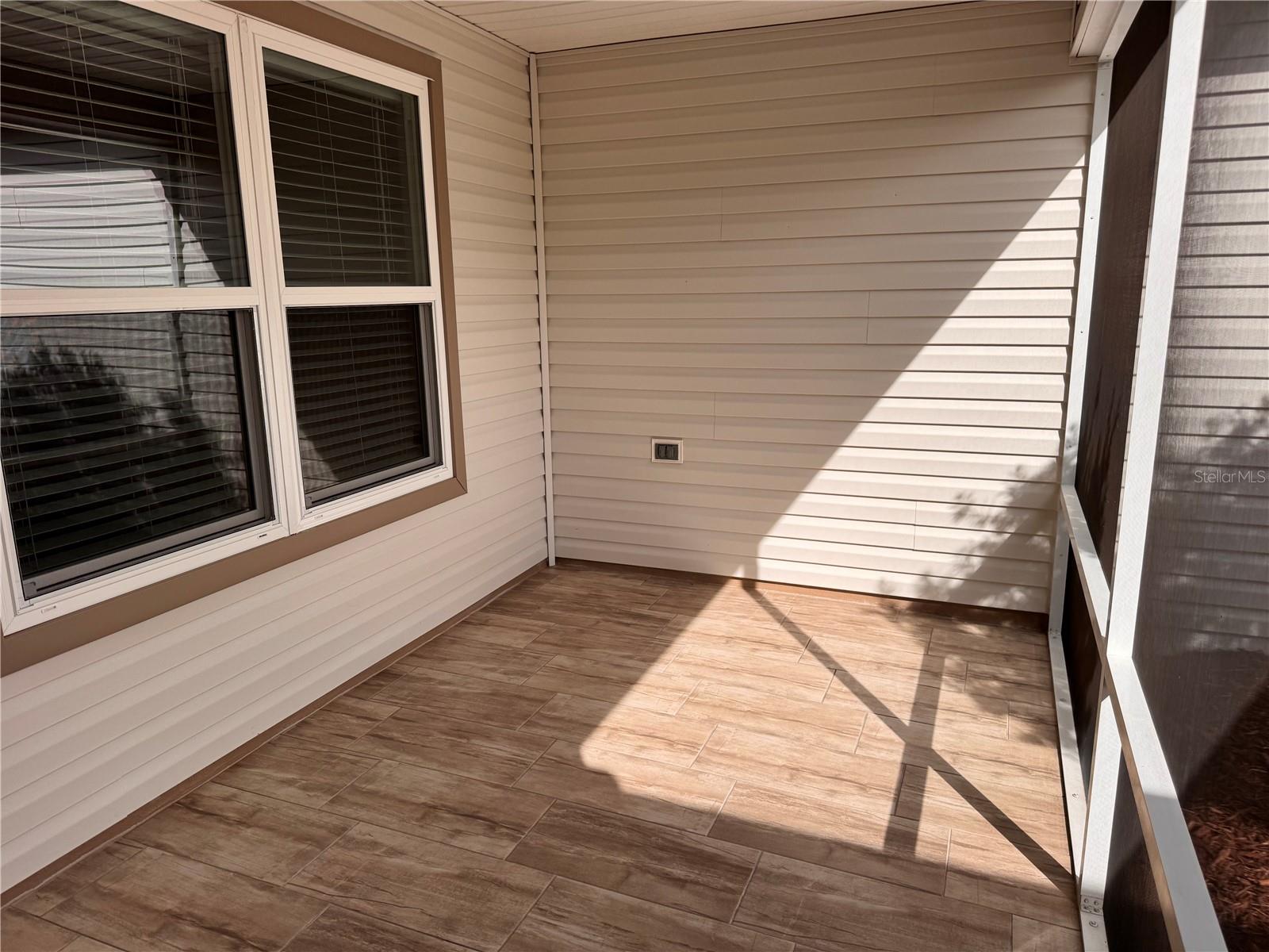 LADY LAKE ORANGE BLOSSOM GARDENS UNIT 06 - Residential