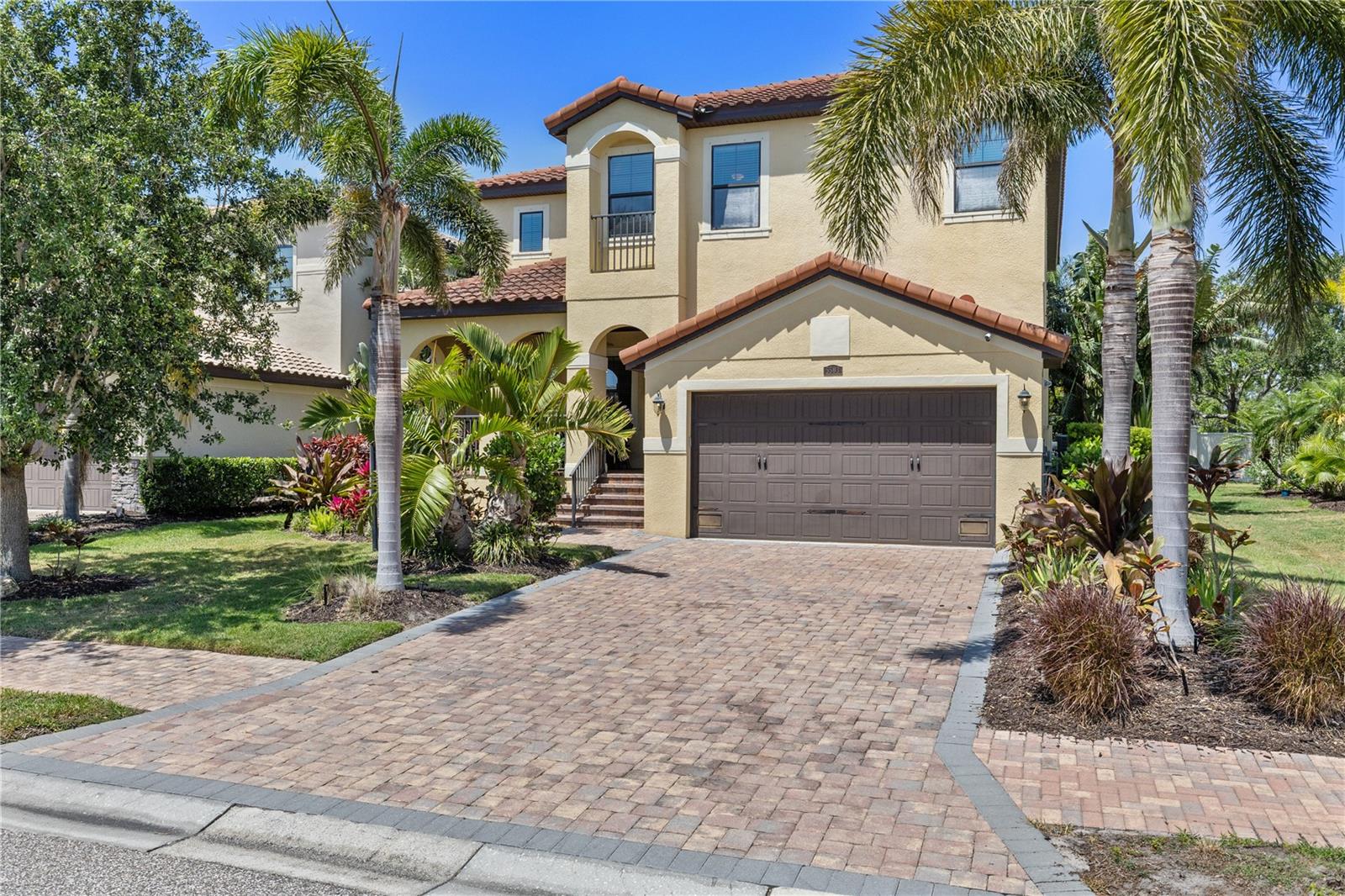 5503 TITLE ROW DRIVE