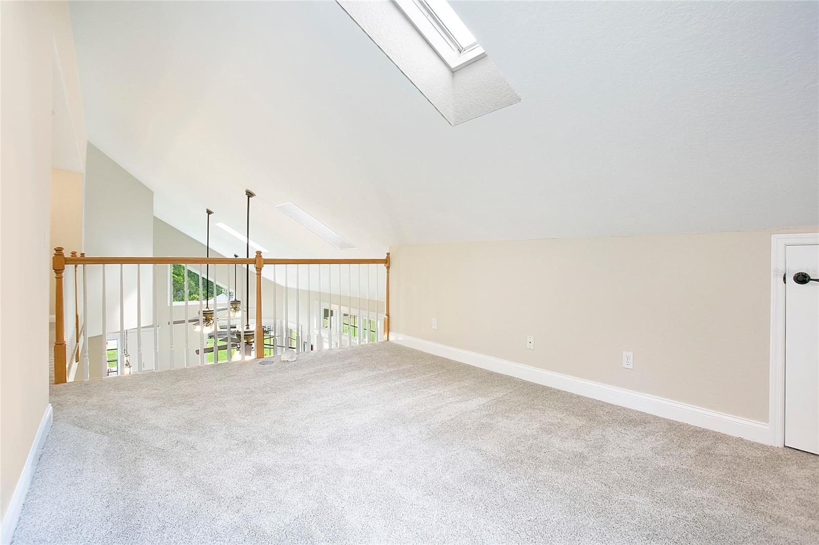 COUNTRY ESTATES - Residential