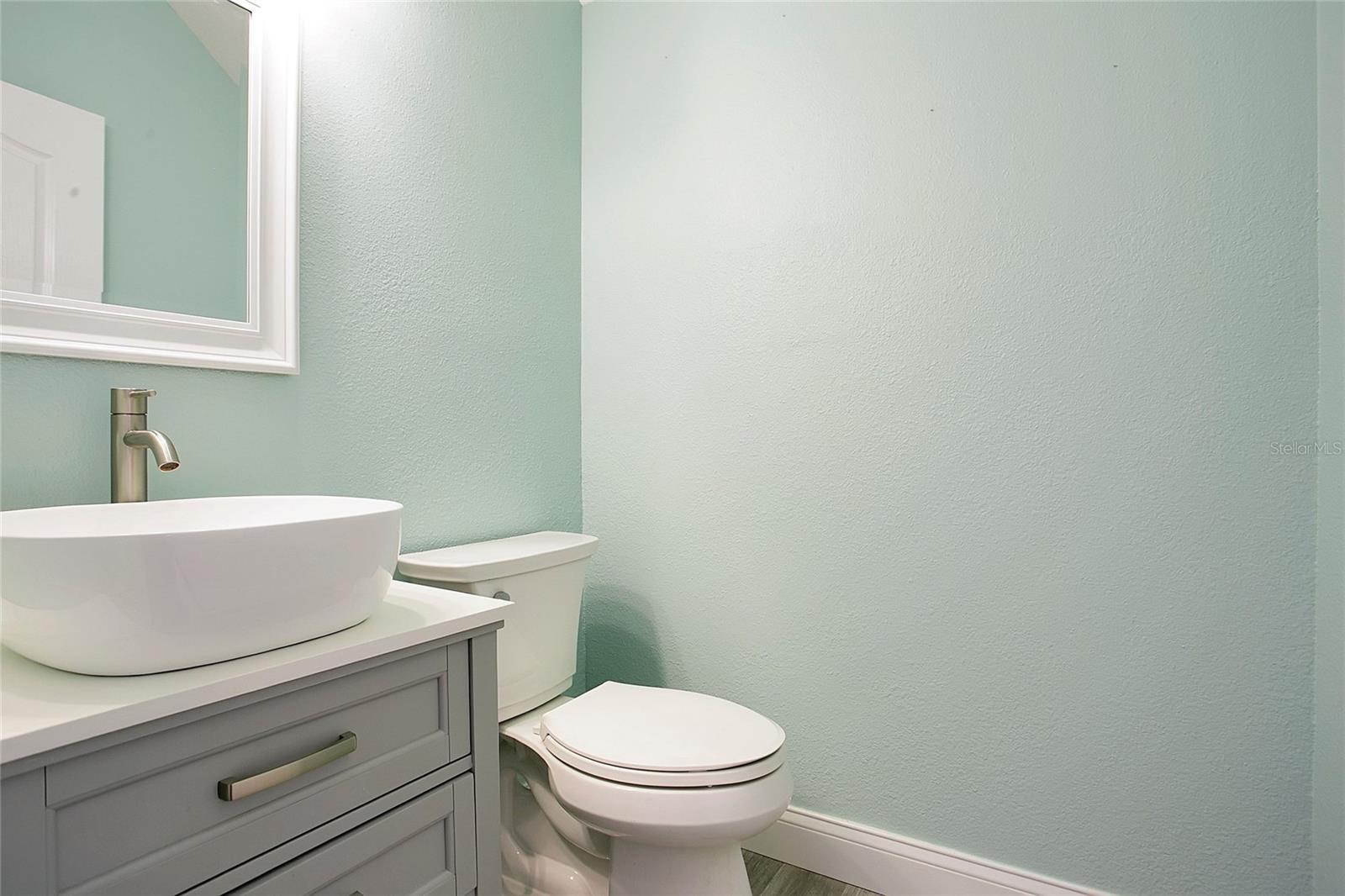 COUNTRY ESTATES - Residential