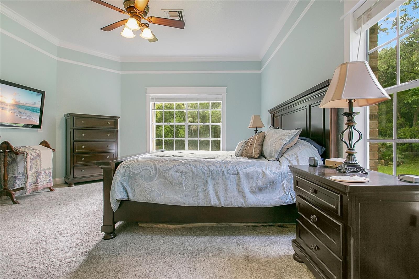 COUNTRY ESTATES - Residential