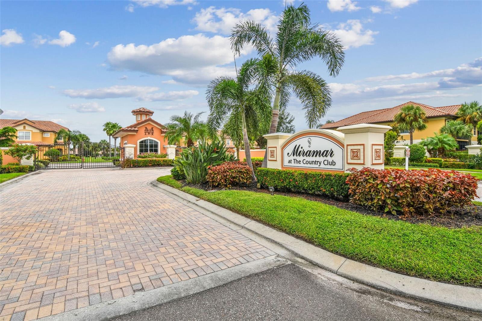 MIRAMAR LAGOONS LWR III - Residential