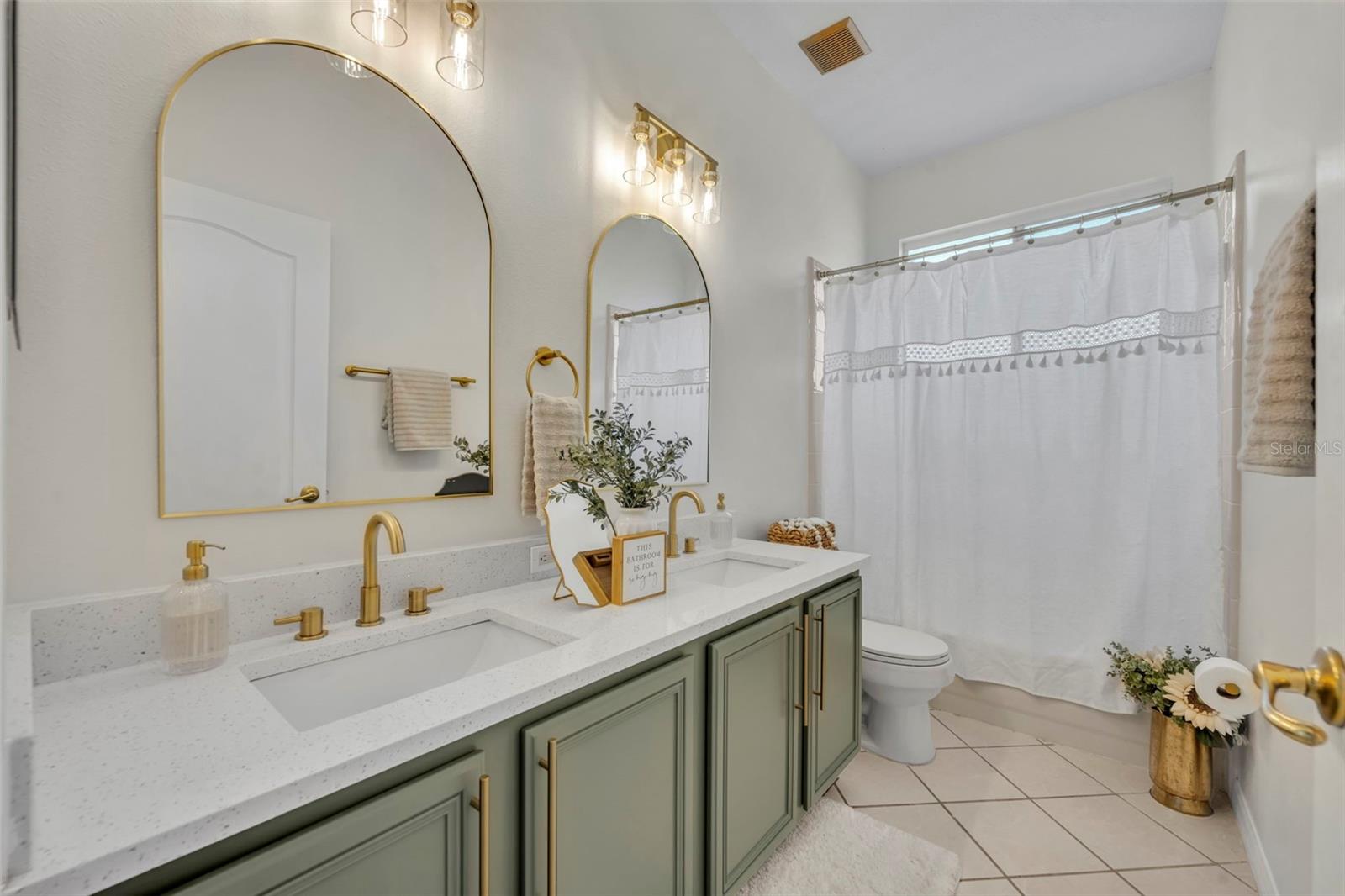 WATERFORD LAKES TR N23A - Residential