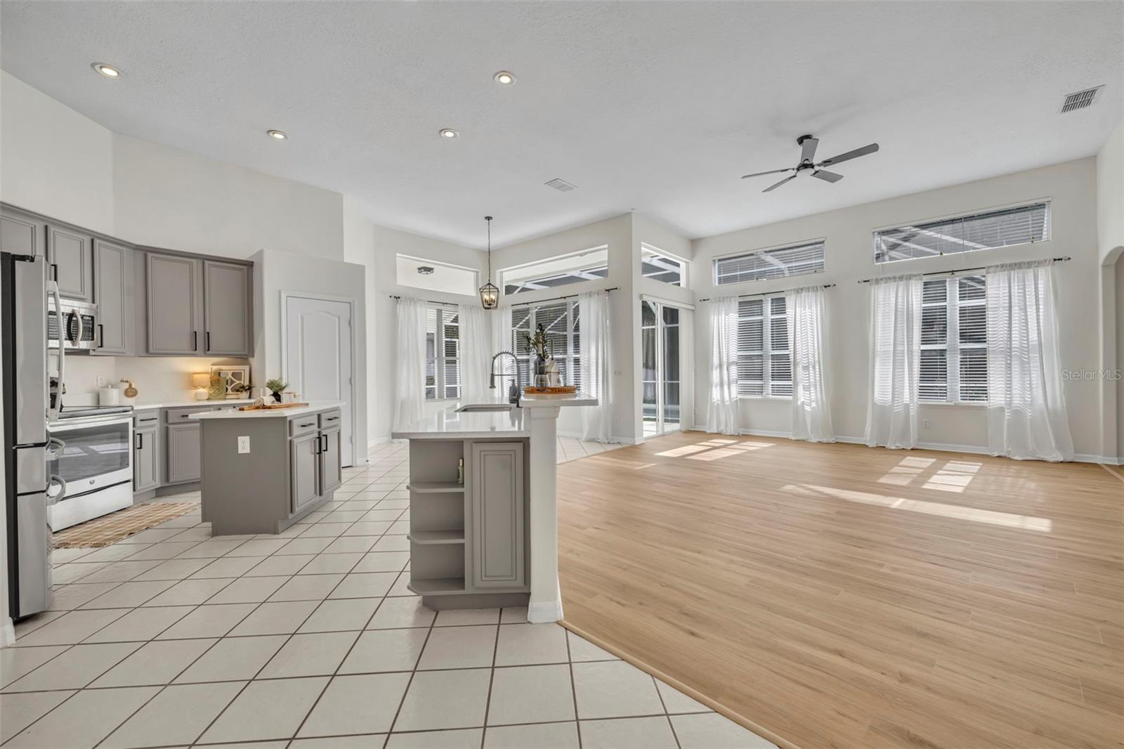 WATERFORD LAKES TR N23A - Residential