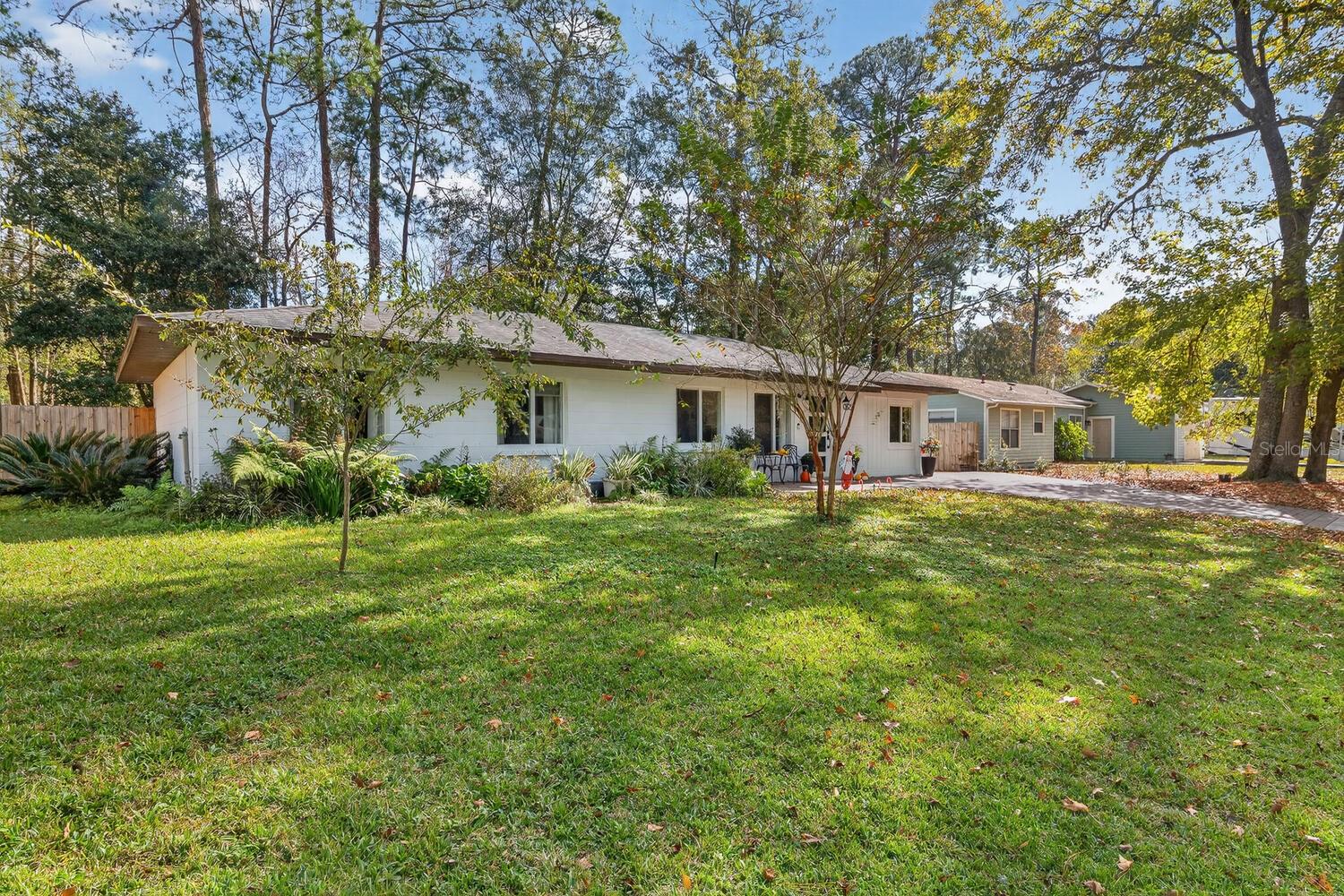 PALMETTO WOODS - Residential