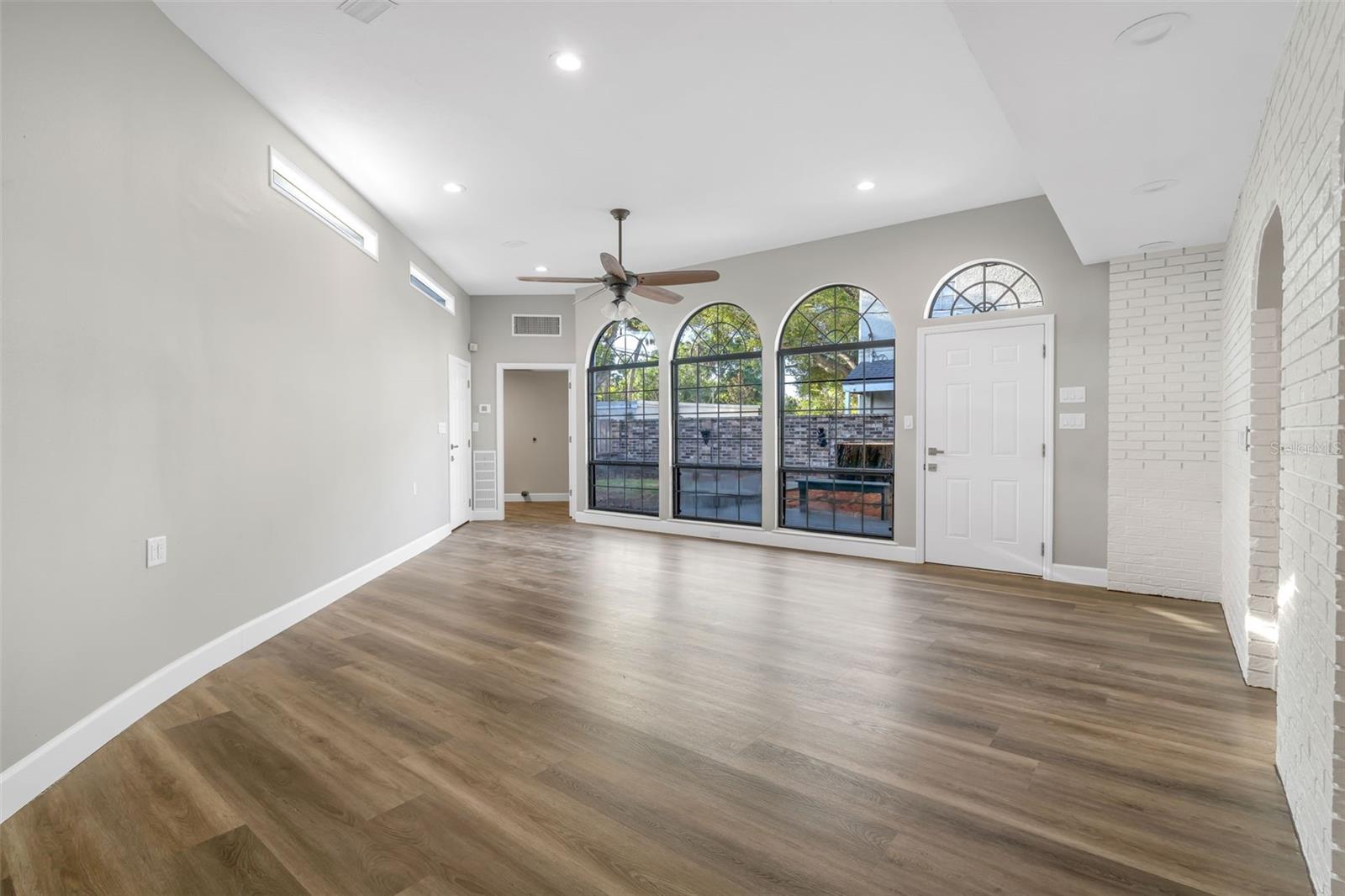 BEACH PARK - Residential