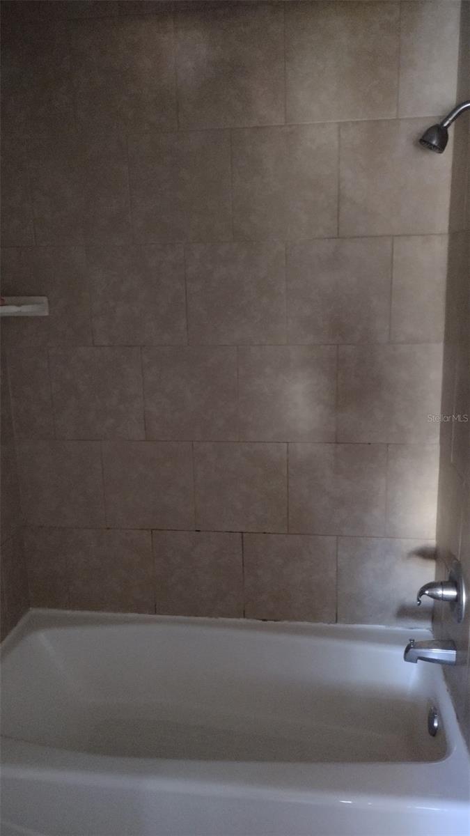 GAINESVILLE BRUSH ADD TO- - Residential Lease