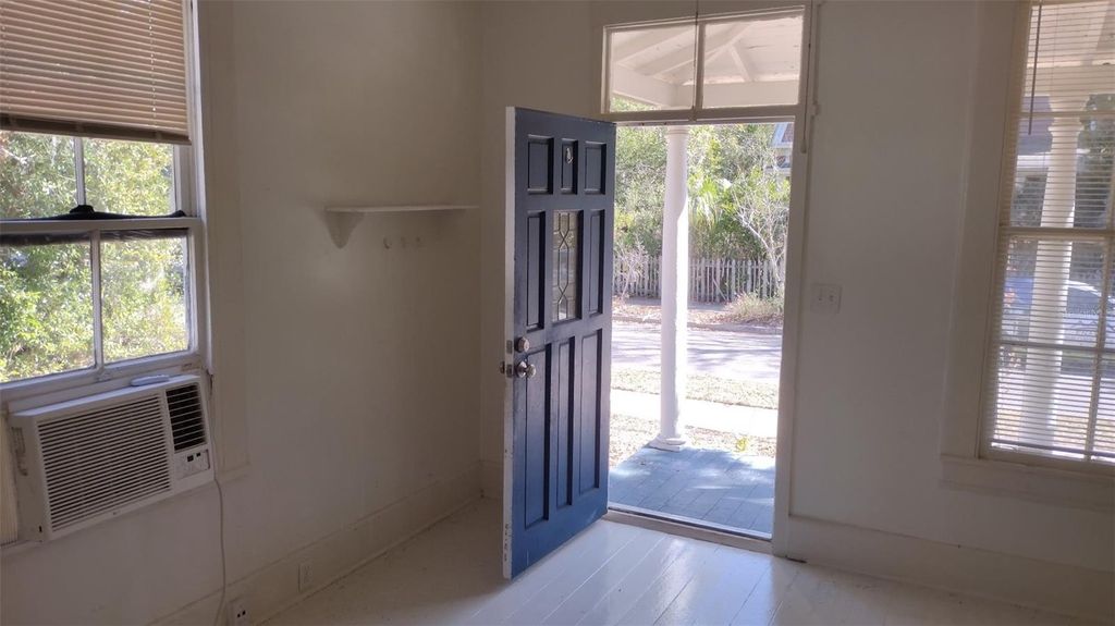 Photo of 722 NE 2nd Street #C, Gainesville, FL 32601 (MLS # GC538550)