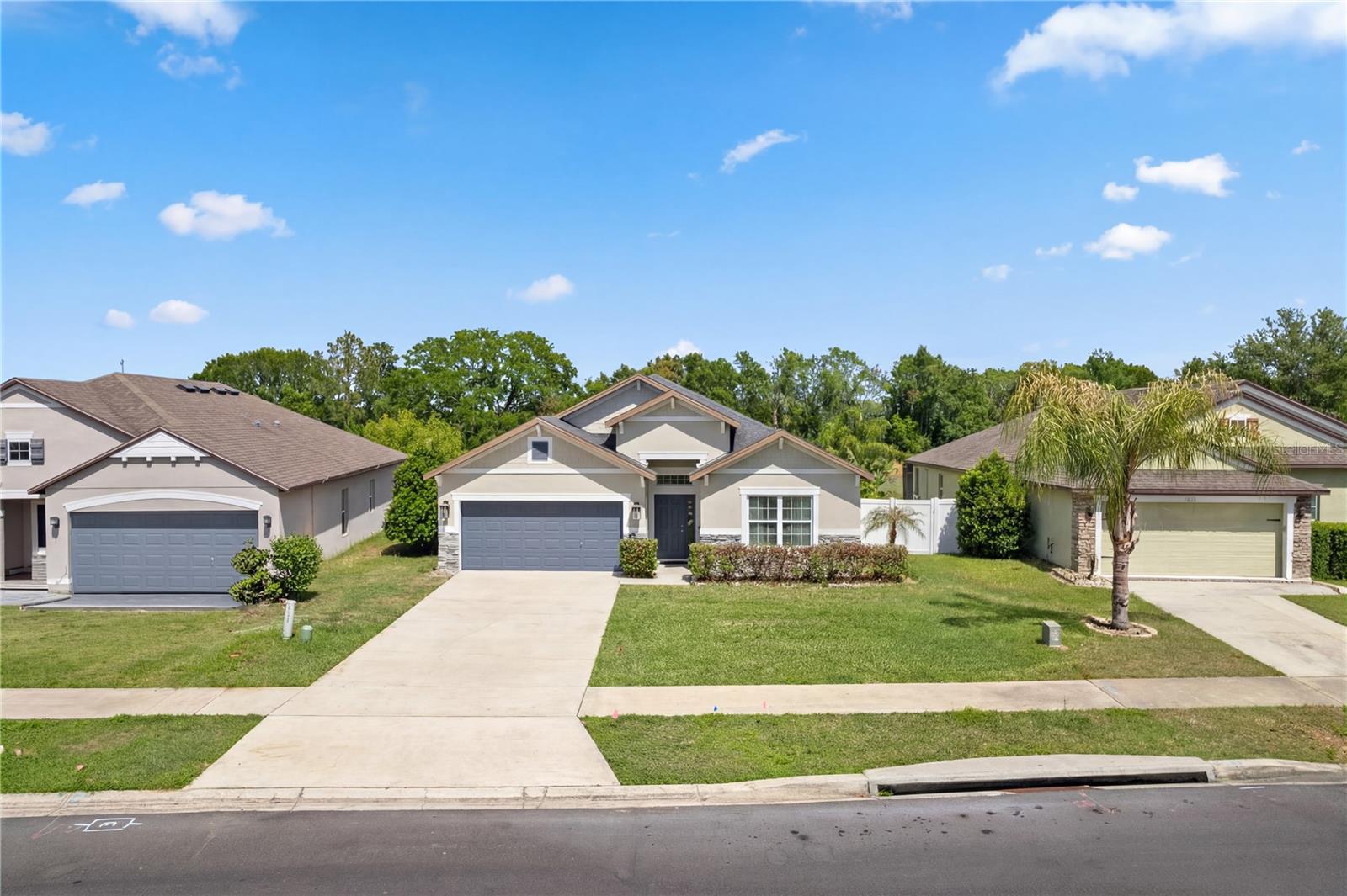 TAVARES PINES AT LAKE SAUNDERS PH 02 - Residential