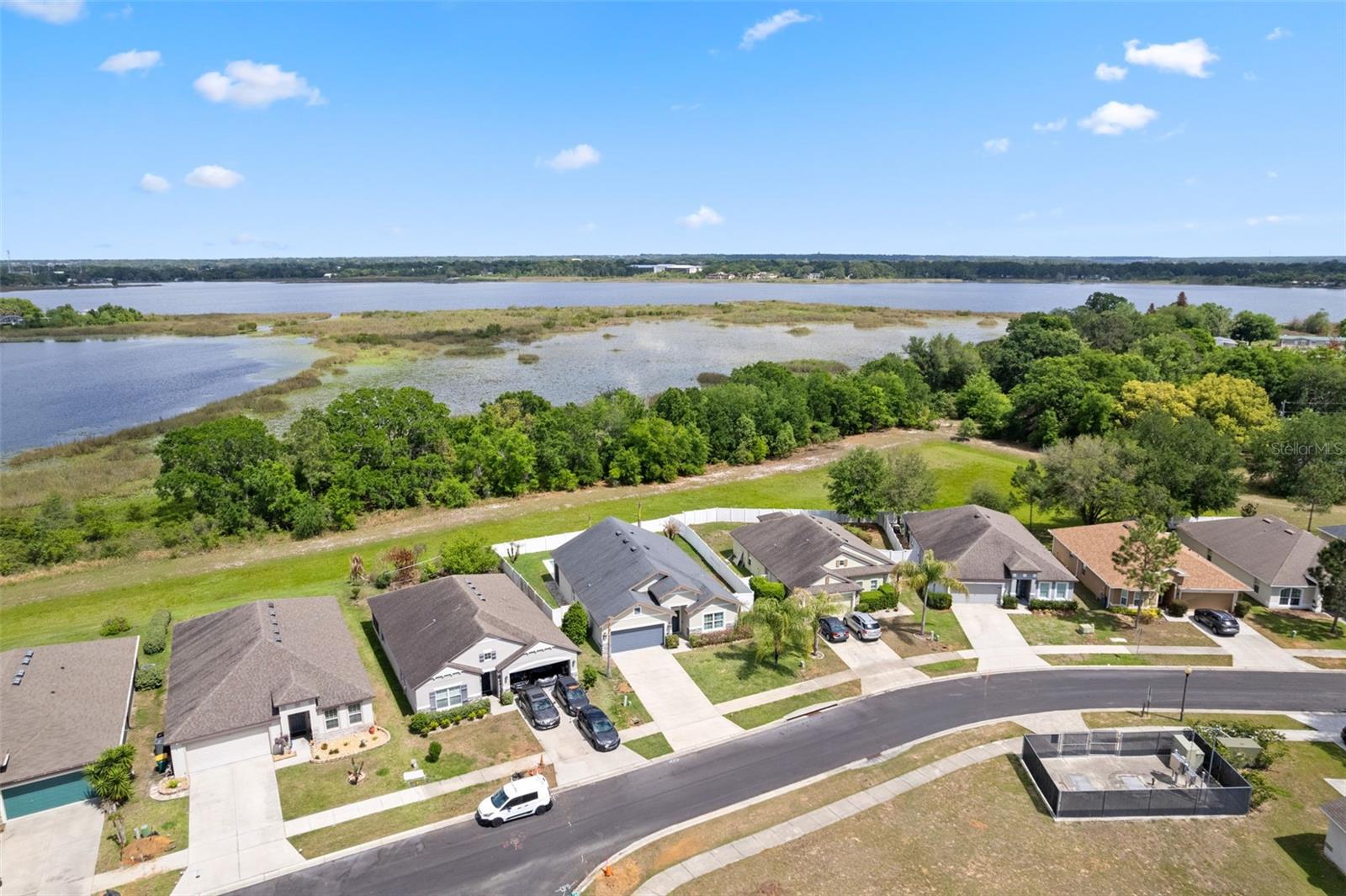 TAVARES PINES AT LAKE SAUNDERS PH 02 - Residential