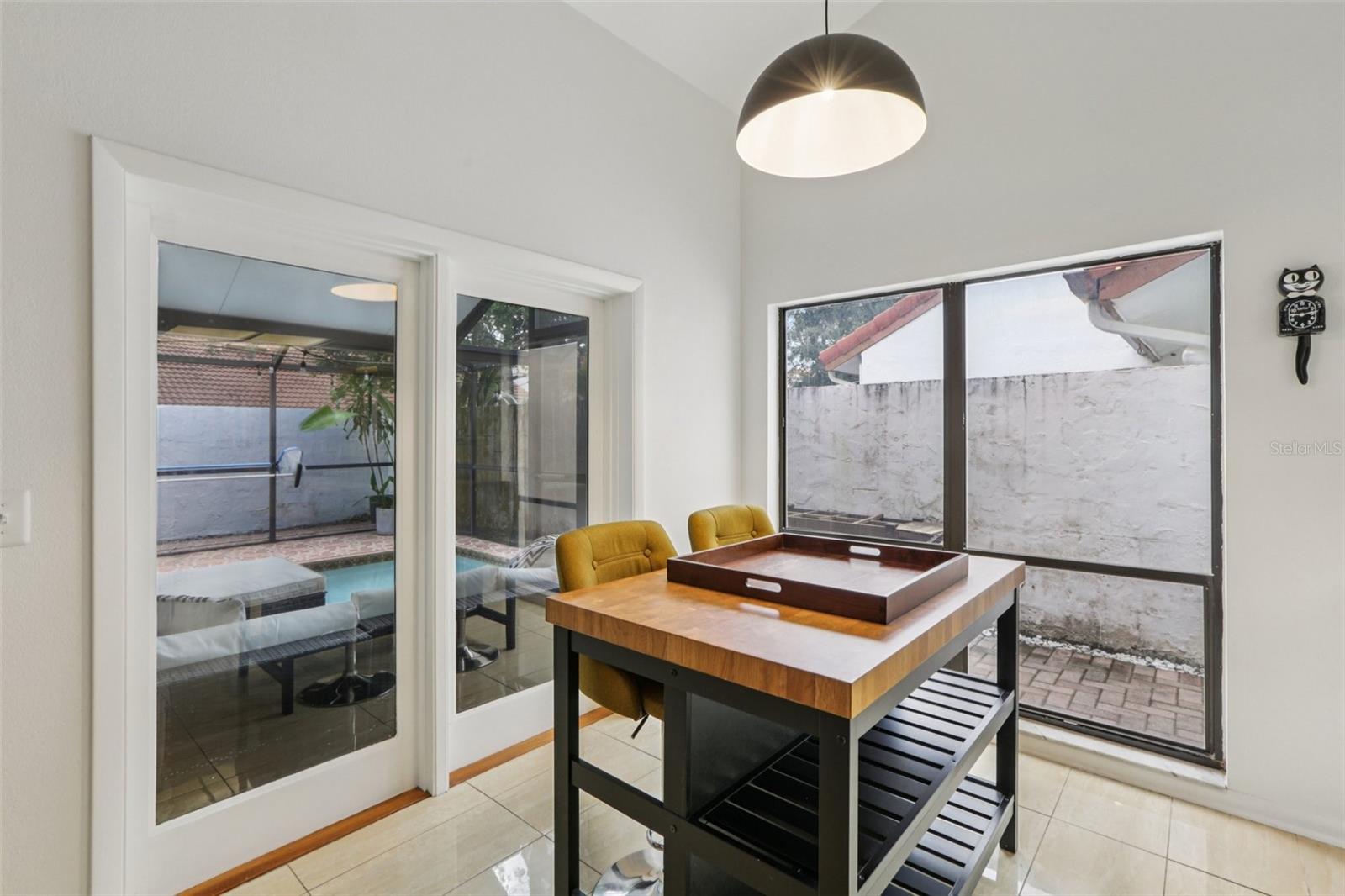 VISTA DEL RIO - Residential