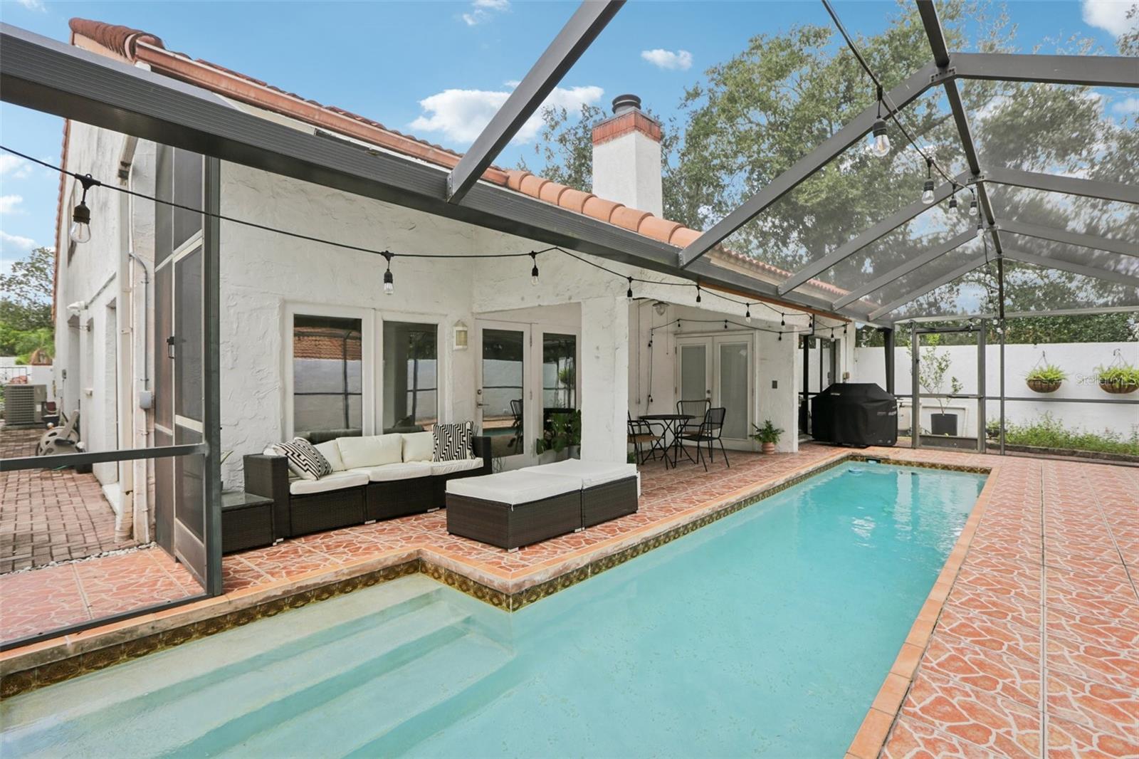 VISTA DEL RIO - Residential