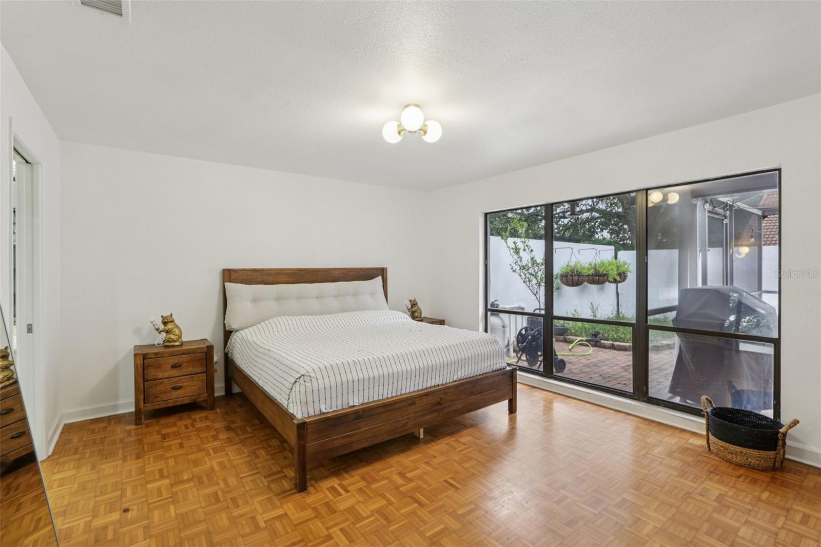 VISTA DEL RIO - Residential