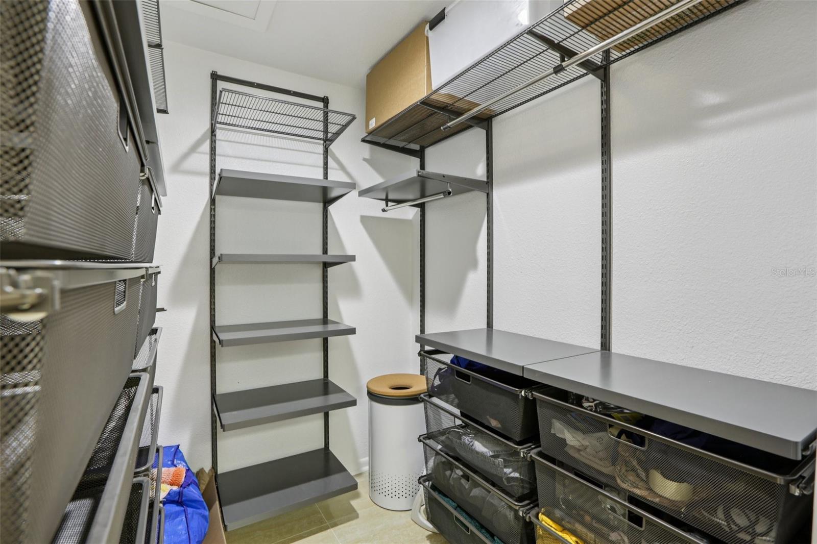 VISTA DEL RIO - Residential