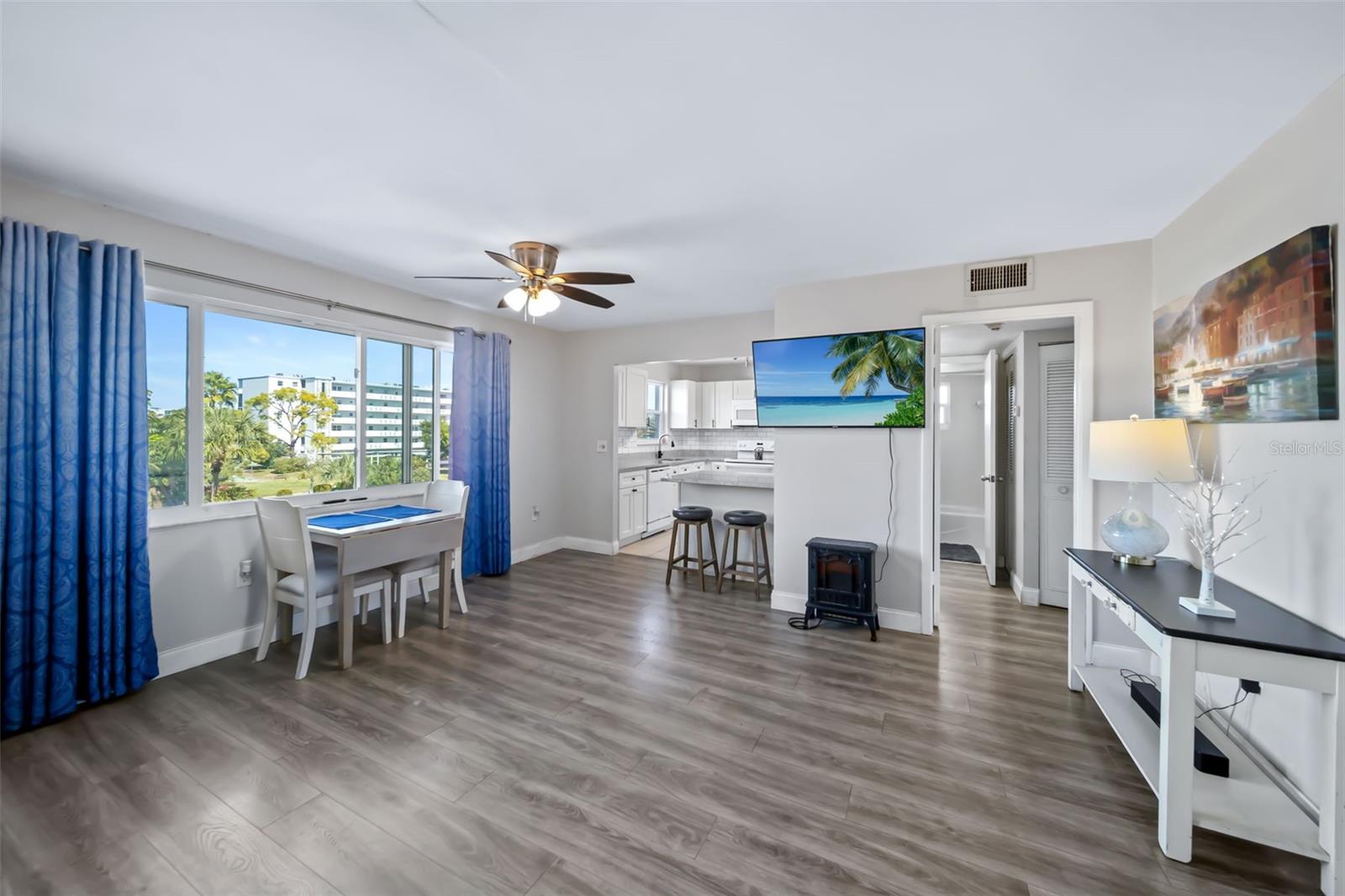 IRONWOOD FIFTEENTH - Residential