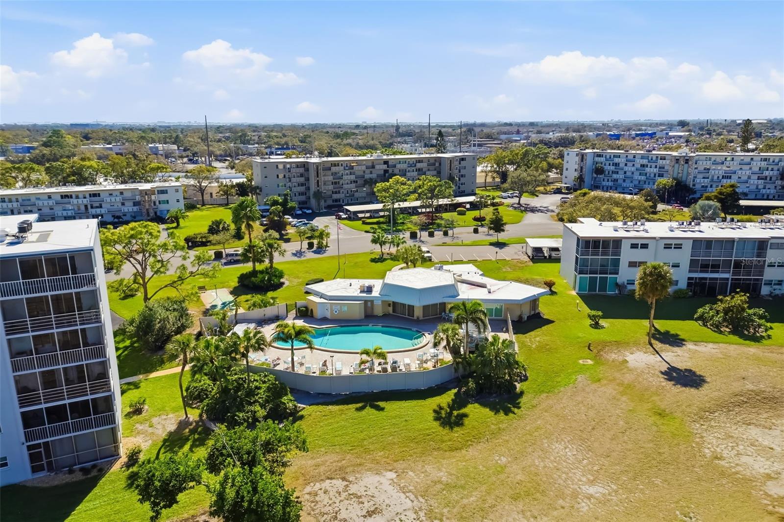 IRONWOOD FIFTEENTH - Residential