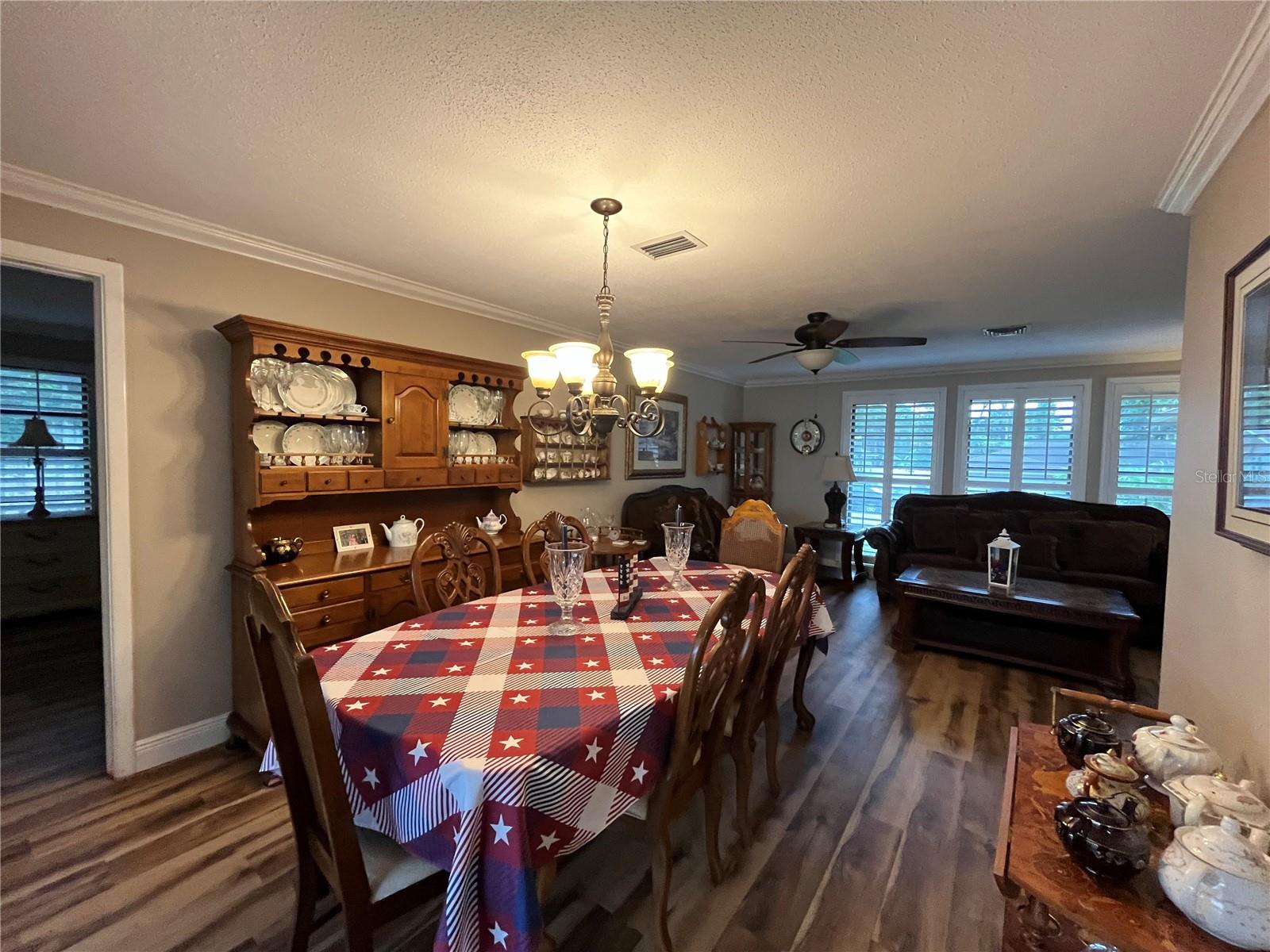 WESTLAKE VILLAGE PT REP BLK 6 - Residential