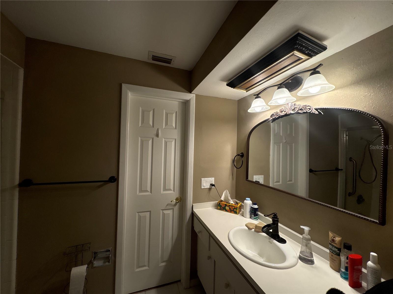 WESTLAKE VILLAGE PT REP BLK 6 - Residential