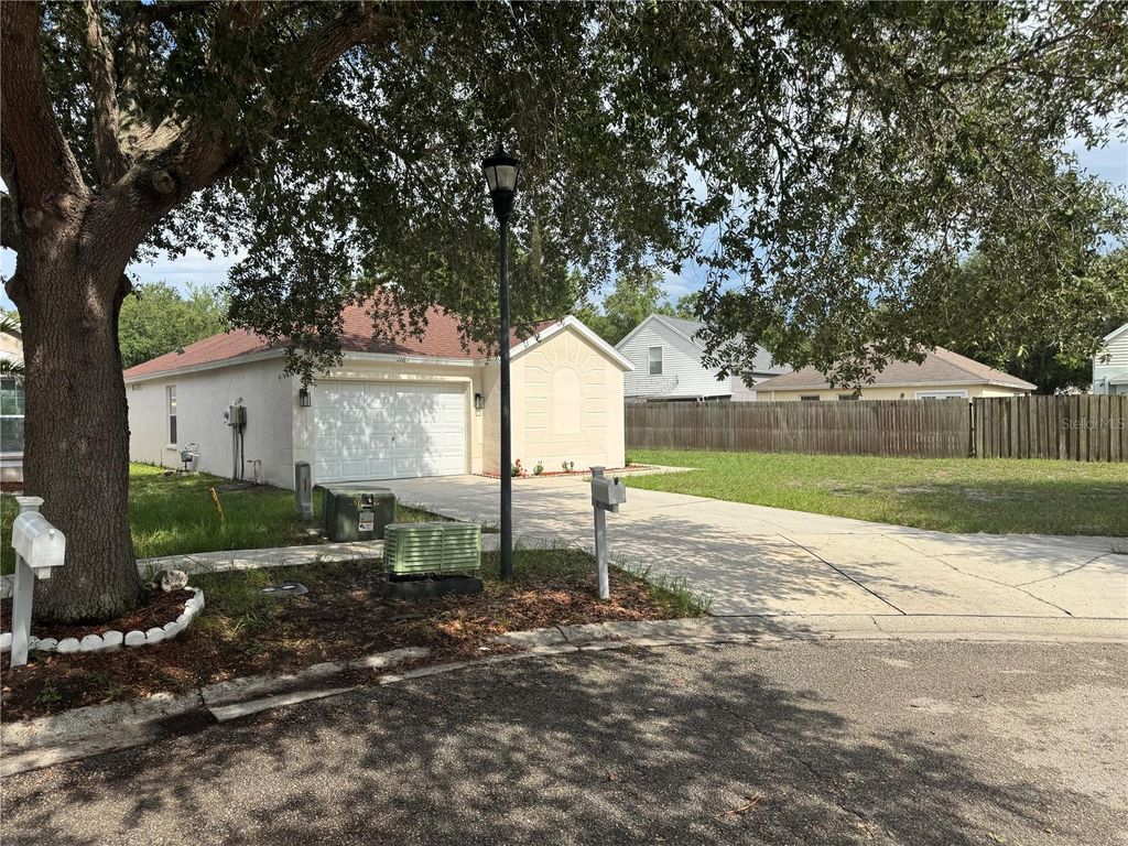 Photo of 11106 Havasu Court, Riverview, FL 33569 (MLS # TB8524130)