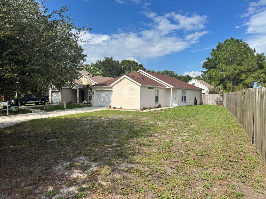 Photo of 11106 Havasu Court, Riverview, FL 33569 (MLS # TB8524130)