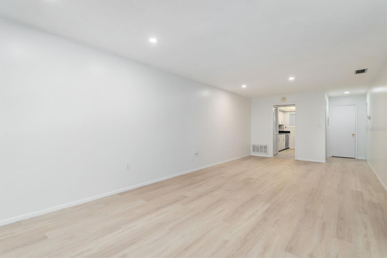 ALMERIA - Residential