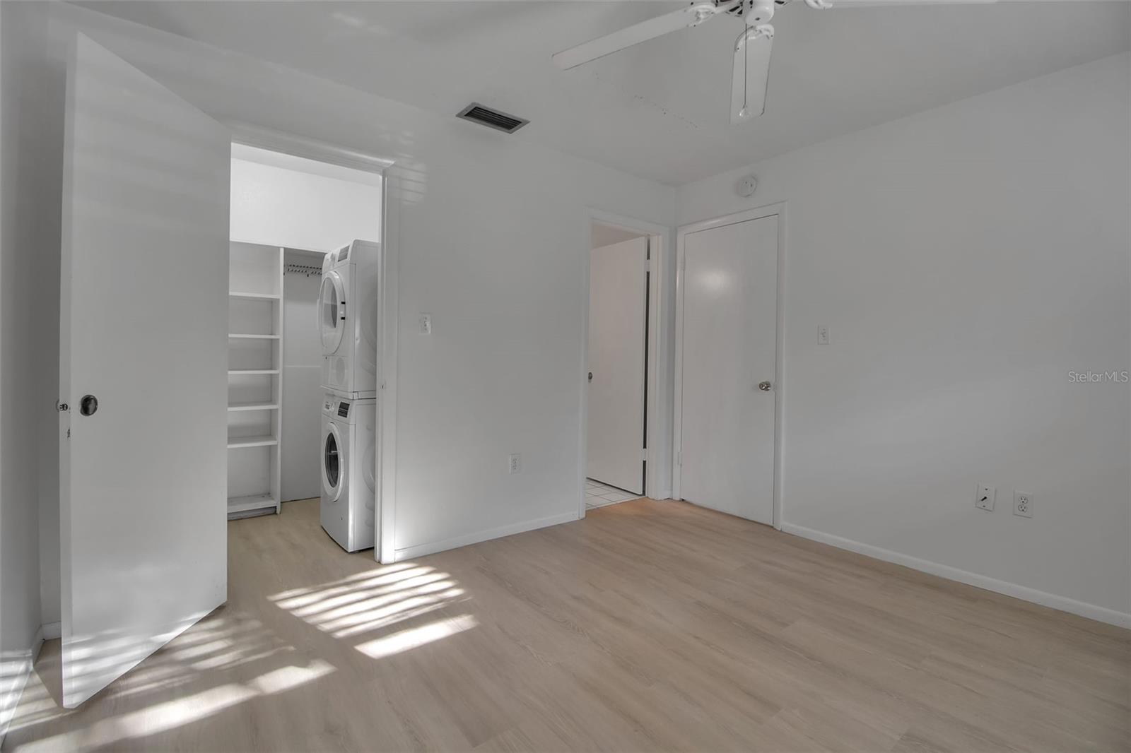 ALMERIA - Residential