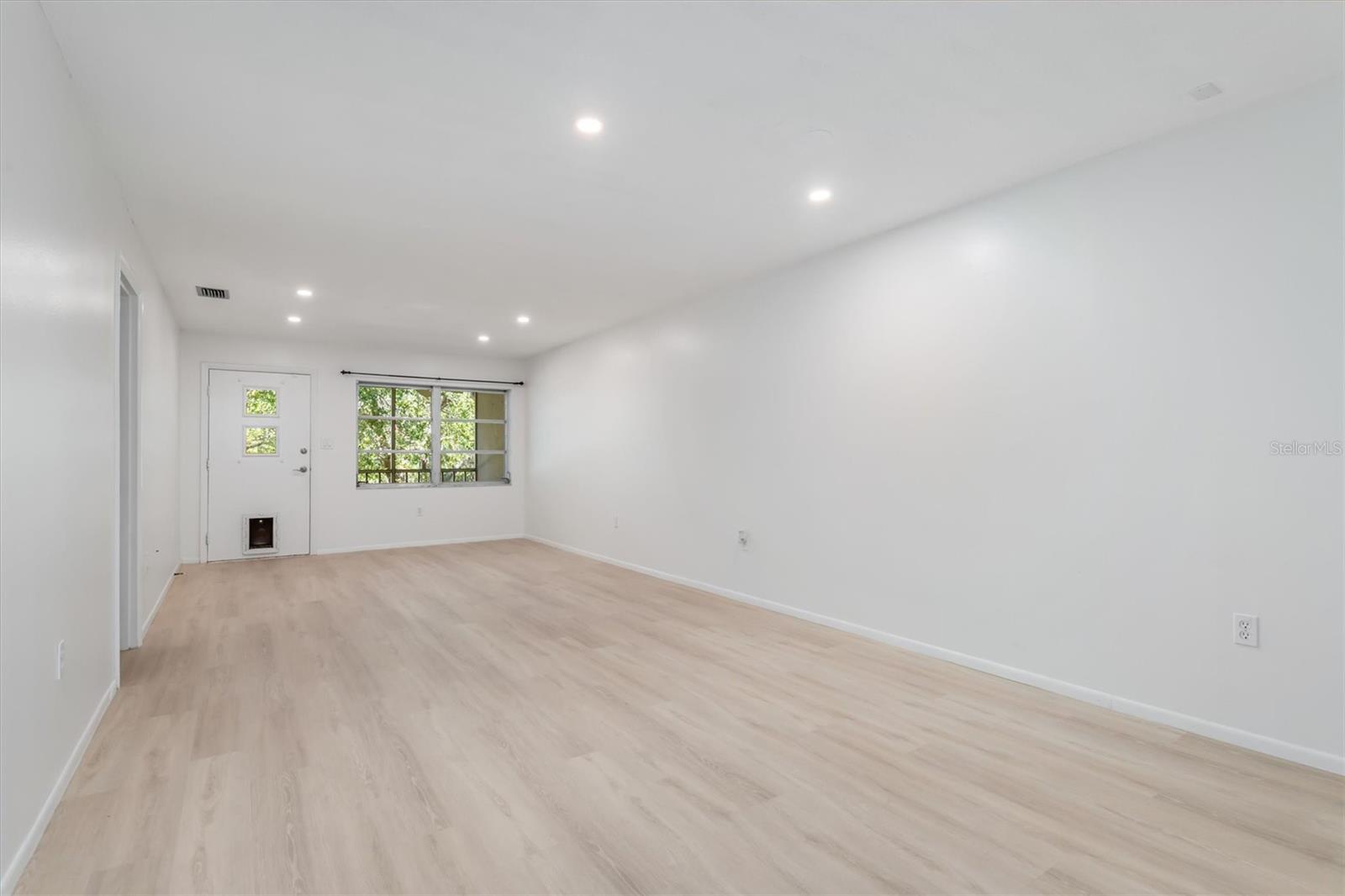 ALMERIA - Residential