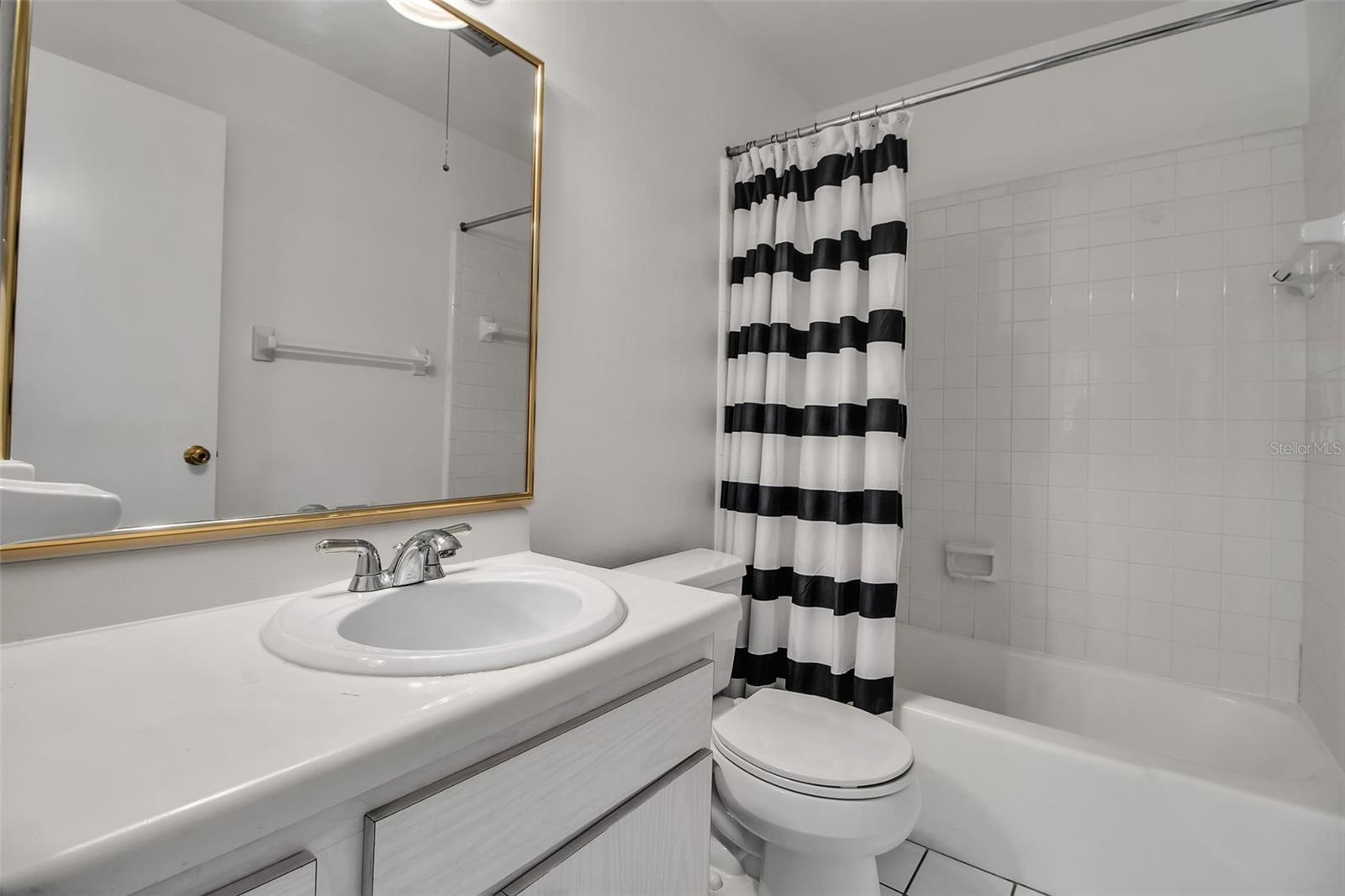 ALMERIA - Residential