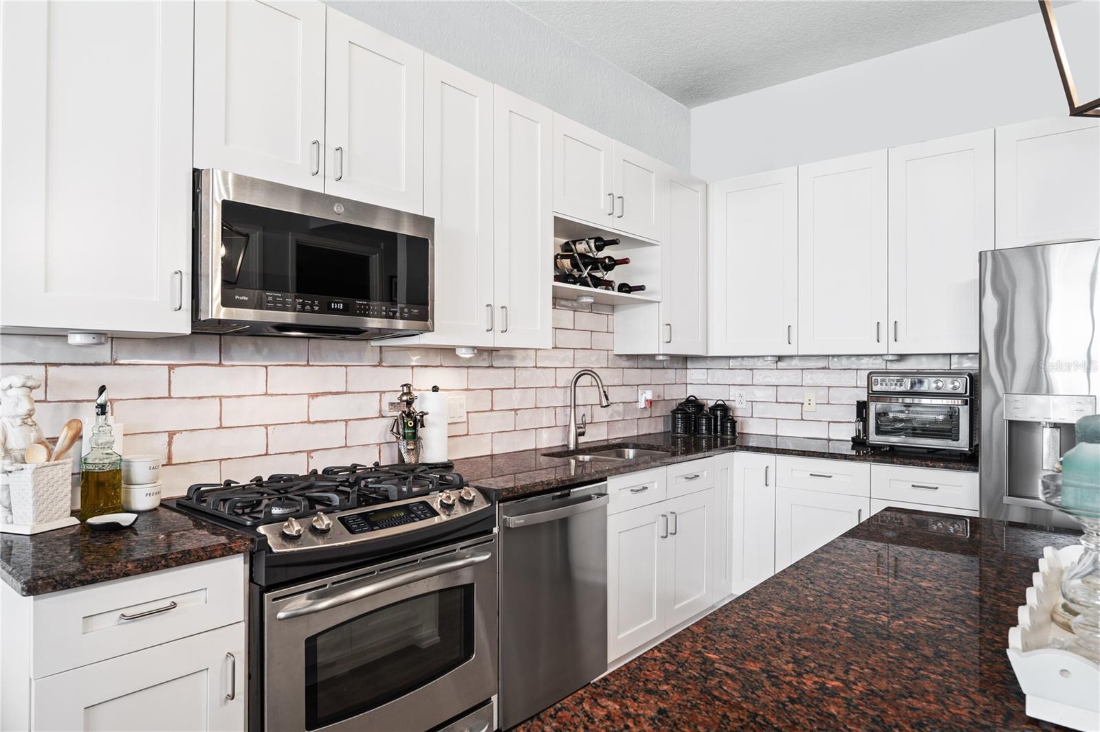150 E ROBINSON STREET 30B-7