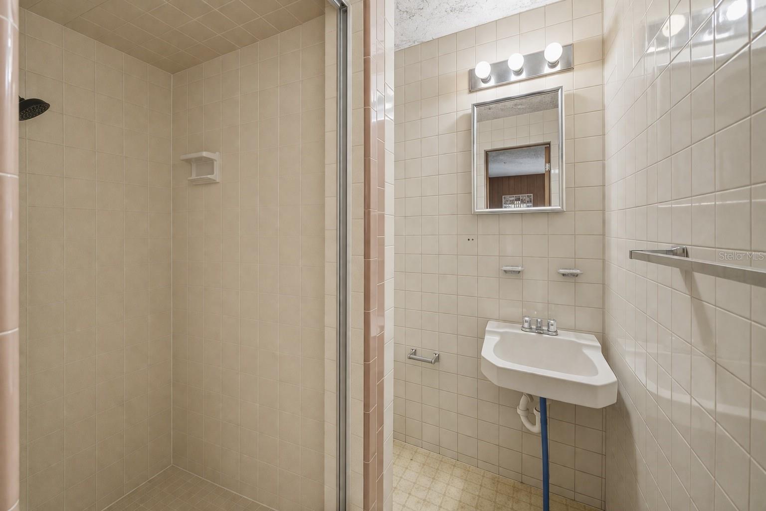 LAS LOMAS DE SARASOTA - Residential