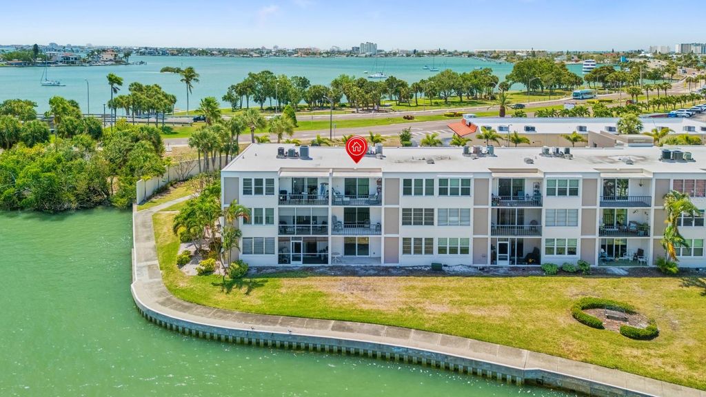 Photo of 7401 Bay Island Drive S #337, South Pasadena, FL 33707 (MLS # TB8499905)