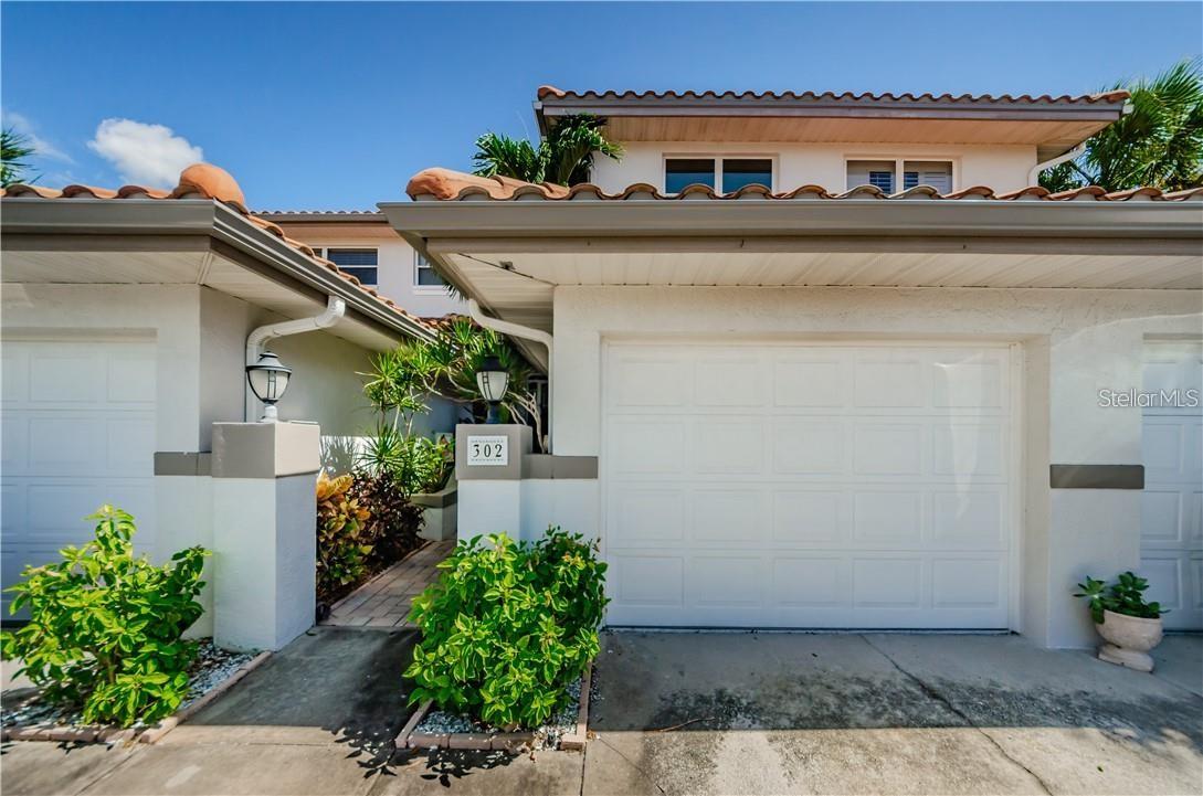 903 PINELLAS BAYWAY S 302