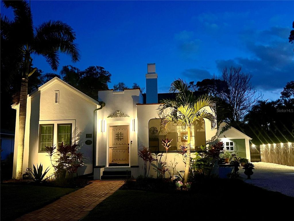 Photo of 225 President Street, Dunedin, FL 34698 (MLS # TB8428221)