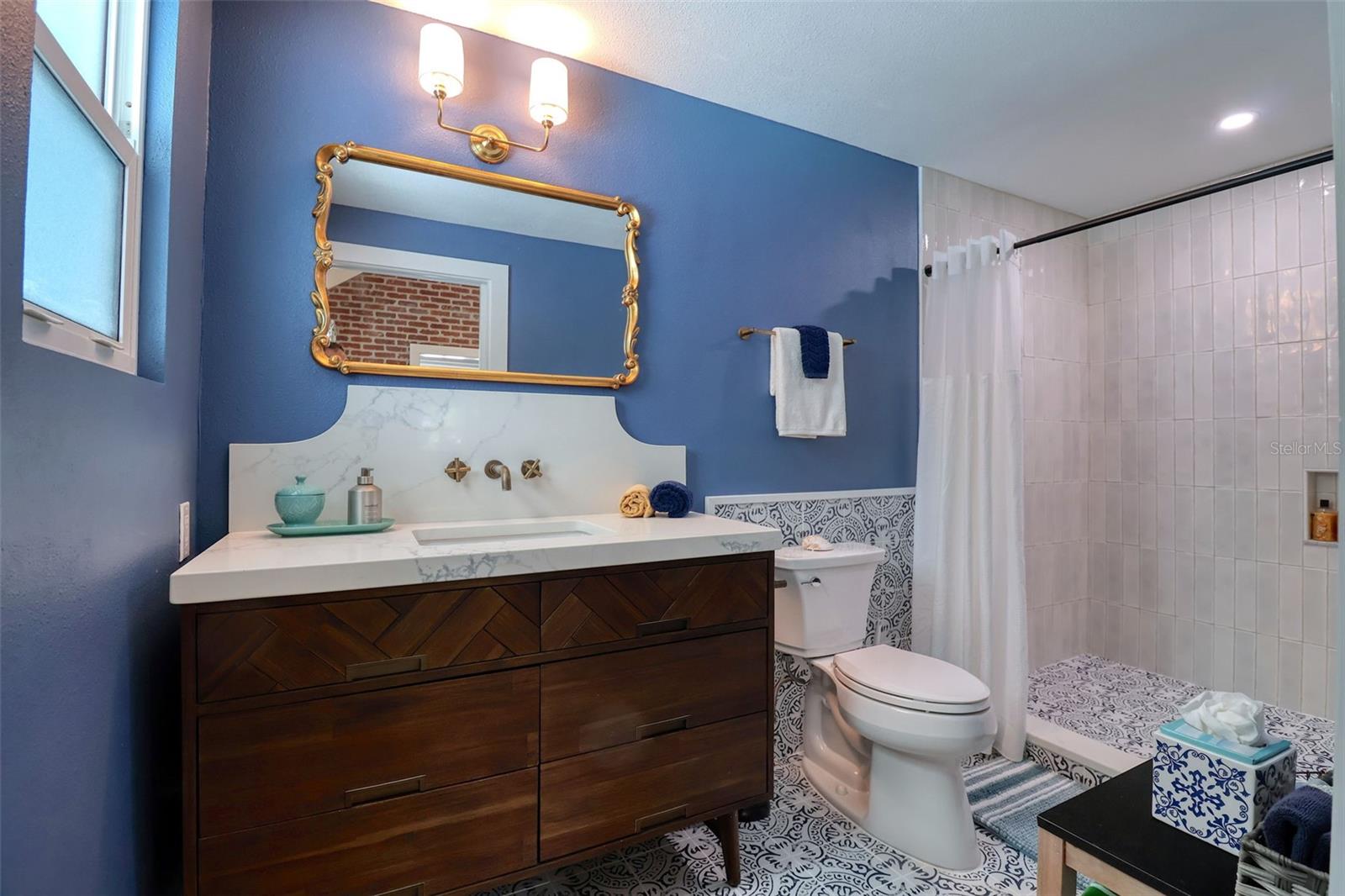 FENWAY-ON-THE-BAY - Residential