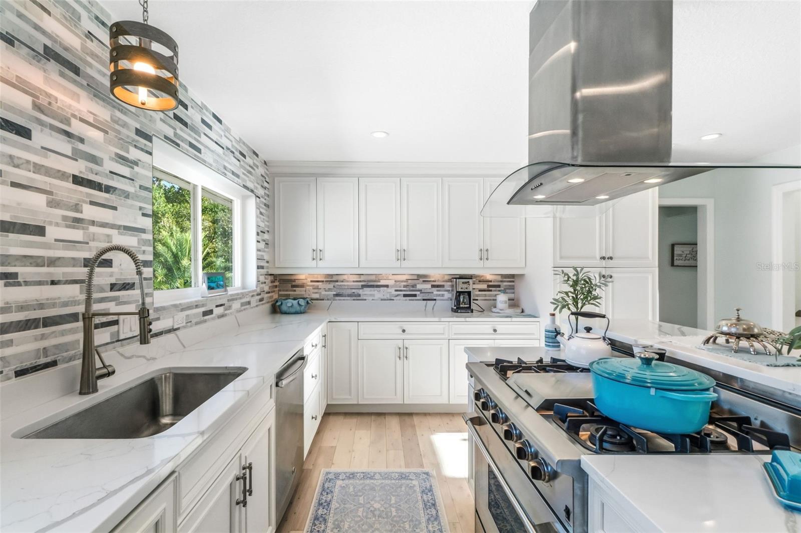 BAY VIEW ACRES - Residential